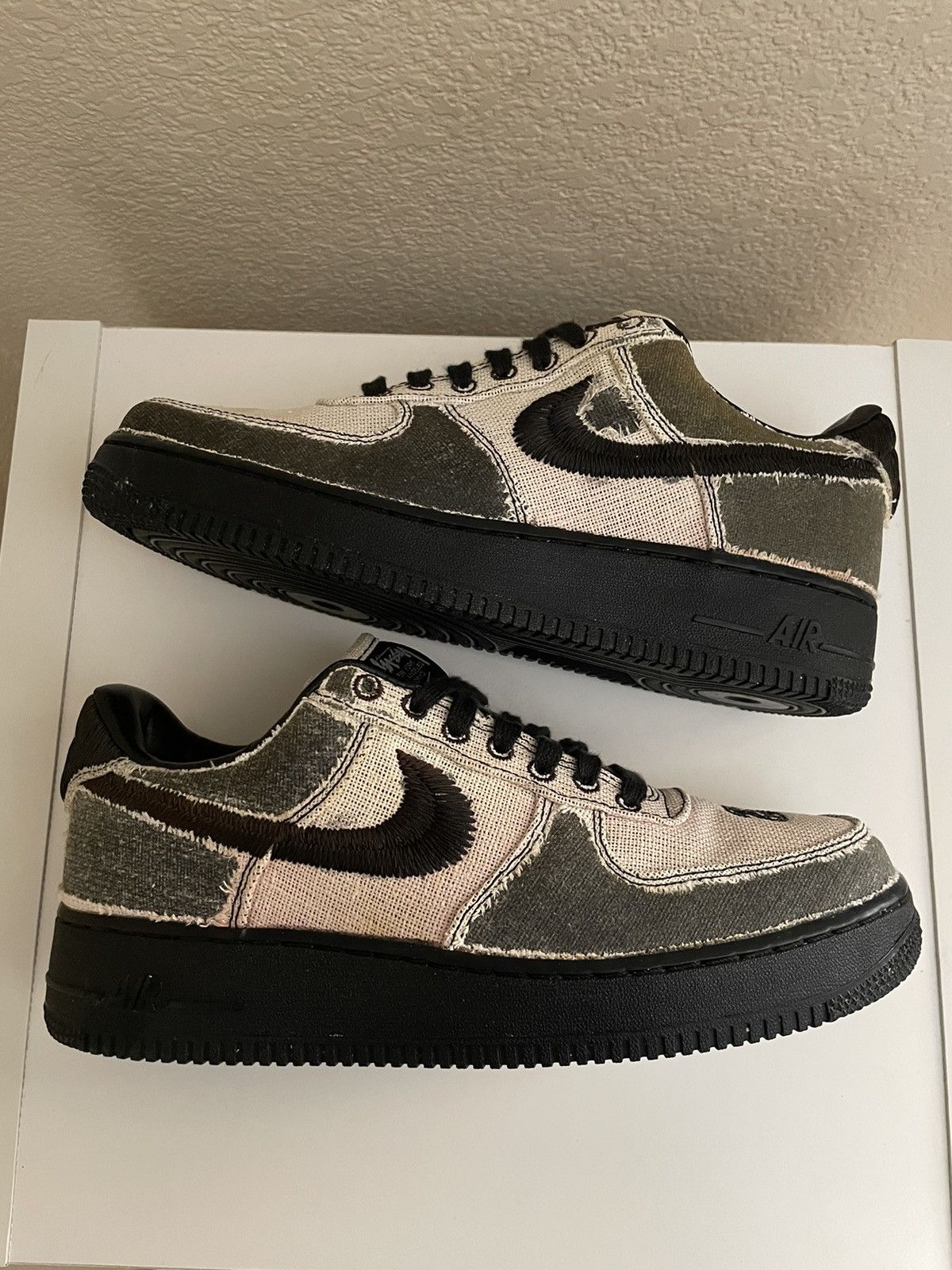 Nike × Stussy 1/1 Bleached Stussy Air Force 1 Black Size US 9 / EU 42 - 4 Thumbnail