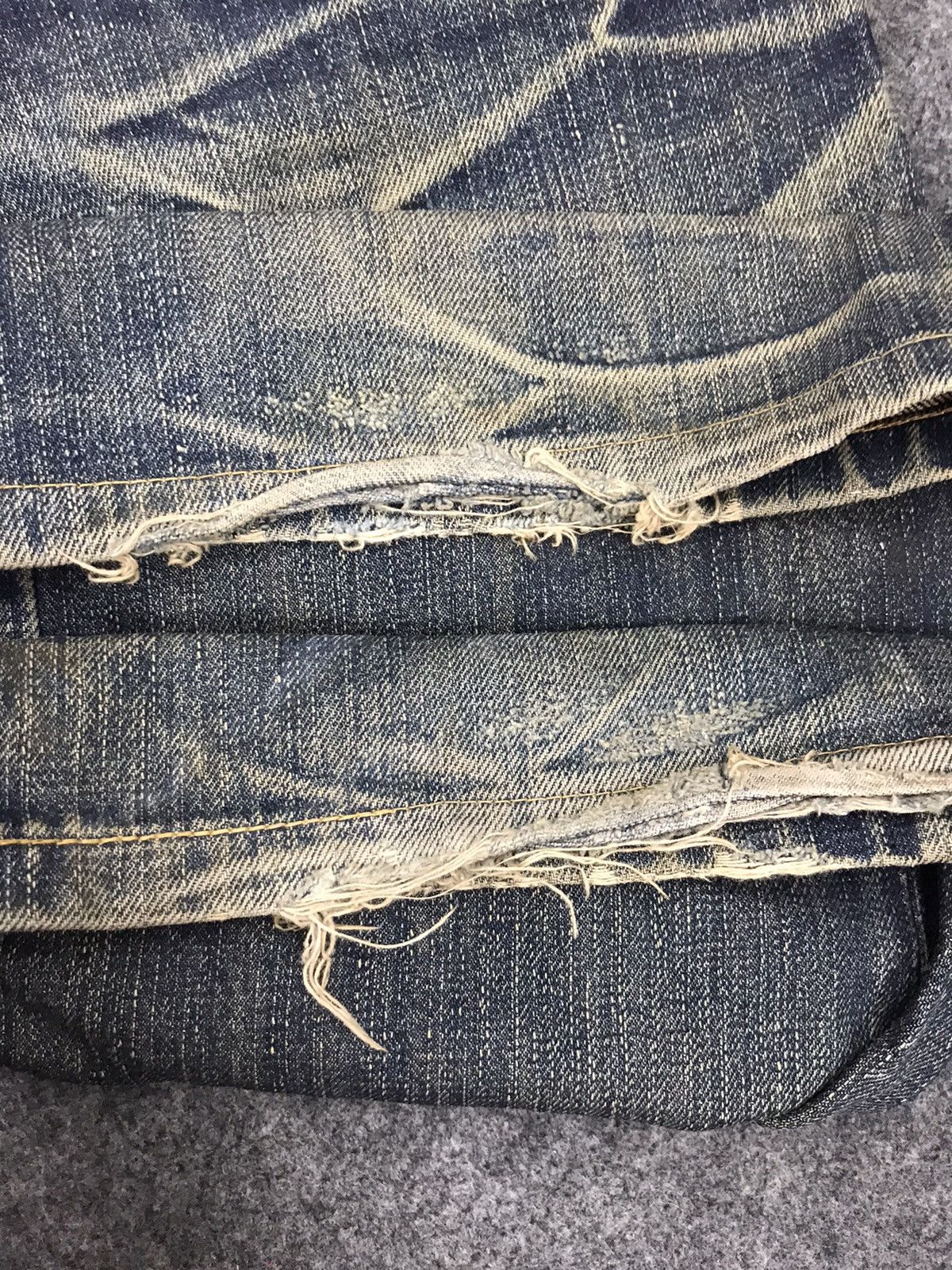 Levi's Levi Strauss & Co 503 Straight Cut Denim Vtg 90s Distressed Size US 35 - 13 Thumbnail