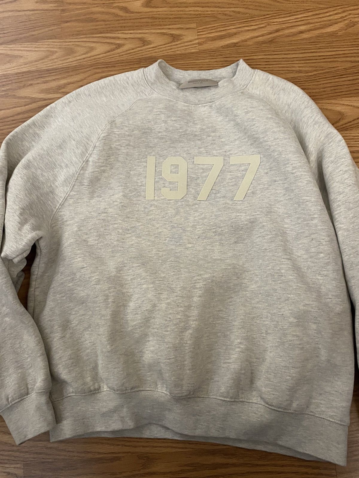 Essentials Essentials crewneck 1977 Grailed
