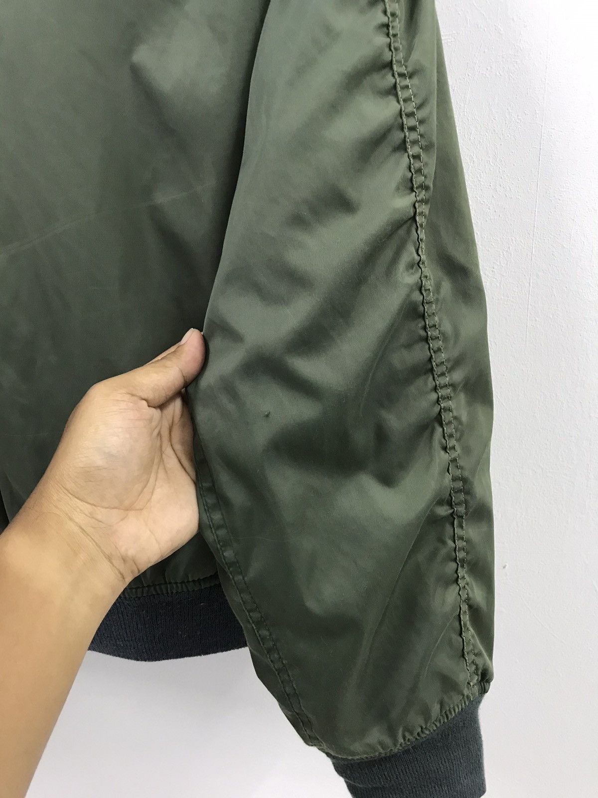 Vintage Vintage Phantom Military Bomber Jacket Sun Faded Size US L / EU 52-54 / 3 - 5 Thumbnail