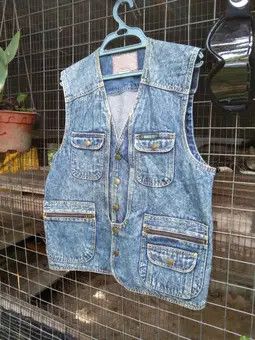 Vintage VINTAGE BORDERLESS DENIM VEST JACKET Size US M / EU 48-50 / 2 - 17 Thumbnail