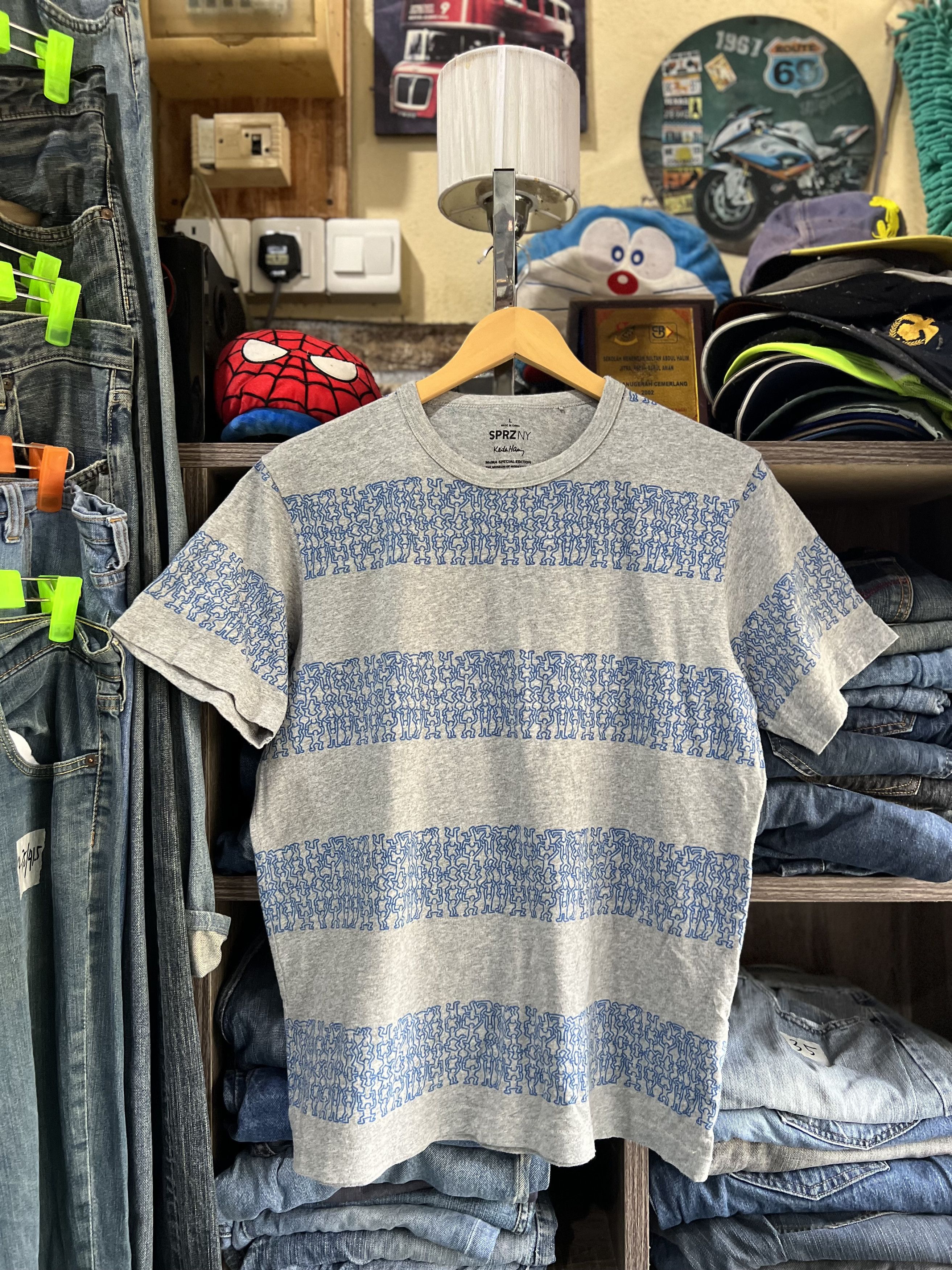 Uniqlo 🔥MoMA Special Edition Keith Haring x Uniqlo Size US M / EU 48-50 / 2 - 10 Thumbnail