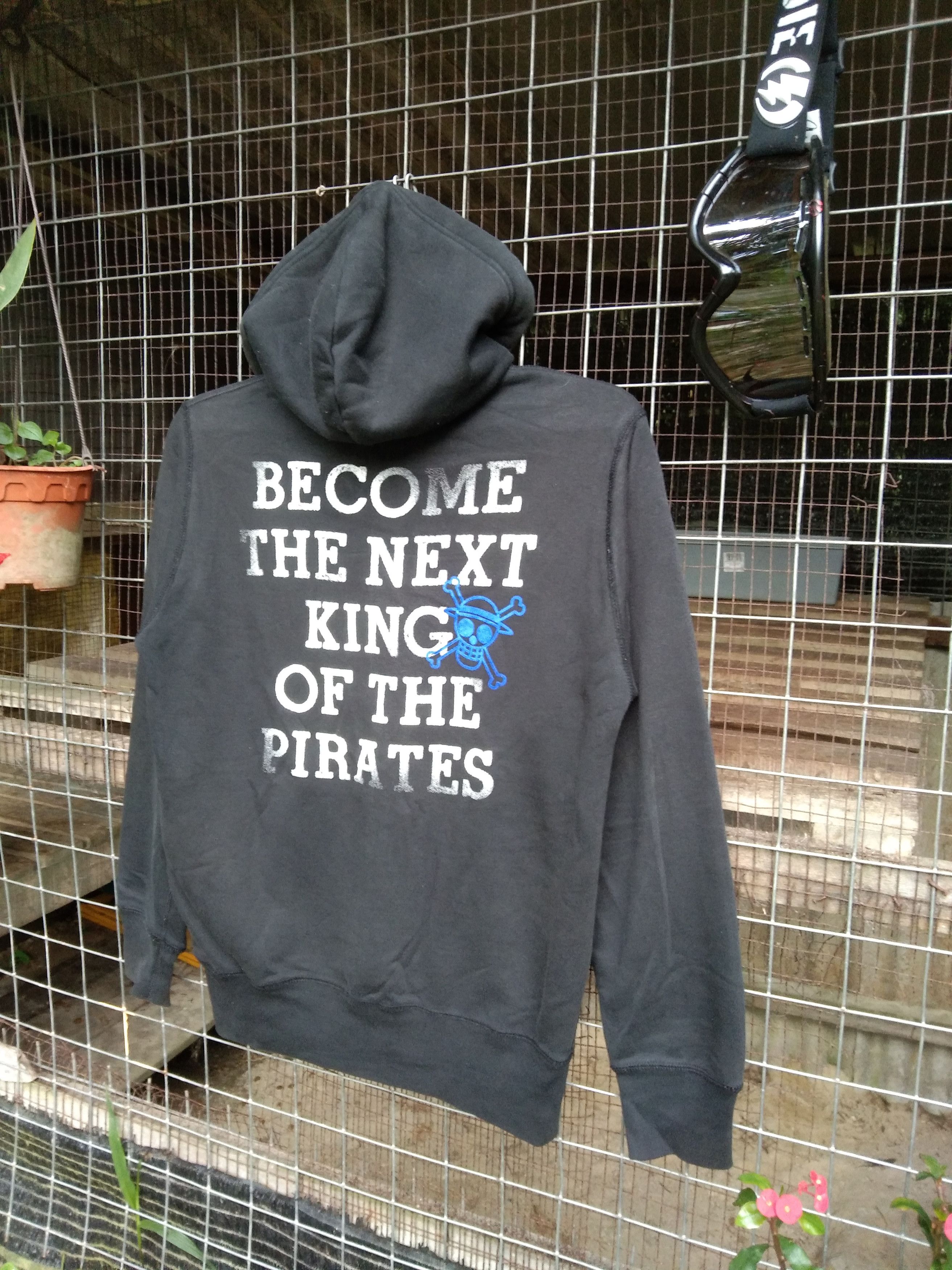 One Piece × Uniqlo × Vintage ANIME JAPAN ONE PIECE HOODIE JACKET Size US S / EU 44-46 / 1 - 3 Thumbnail