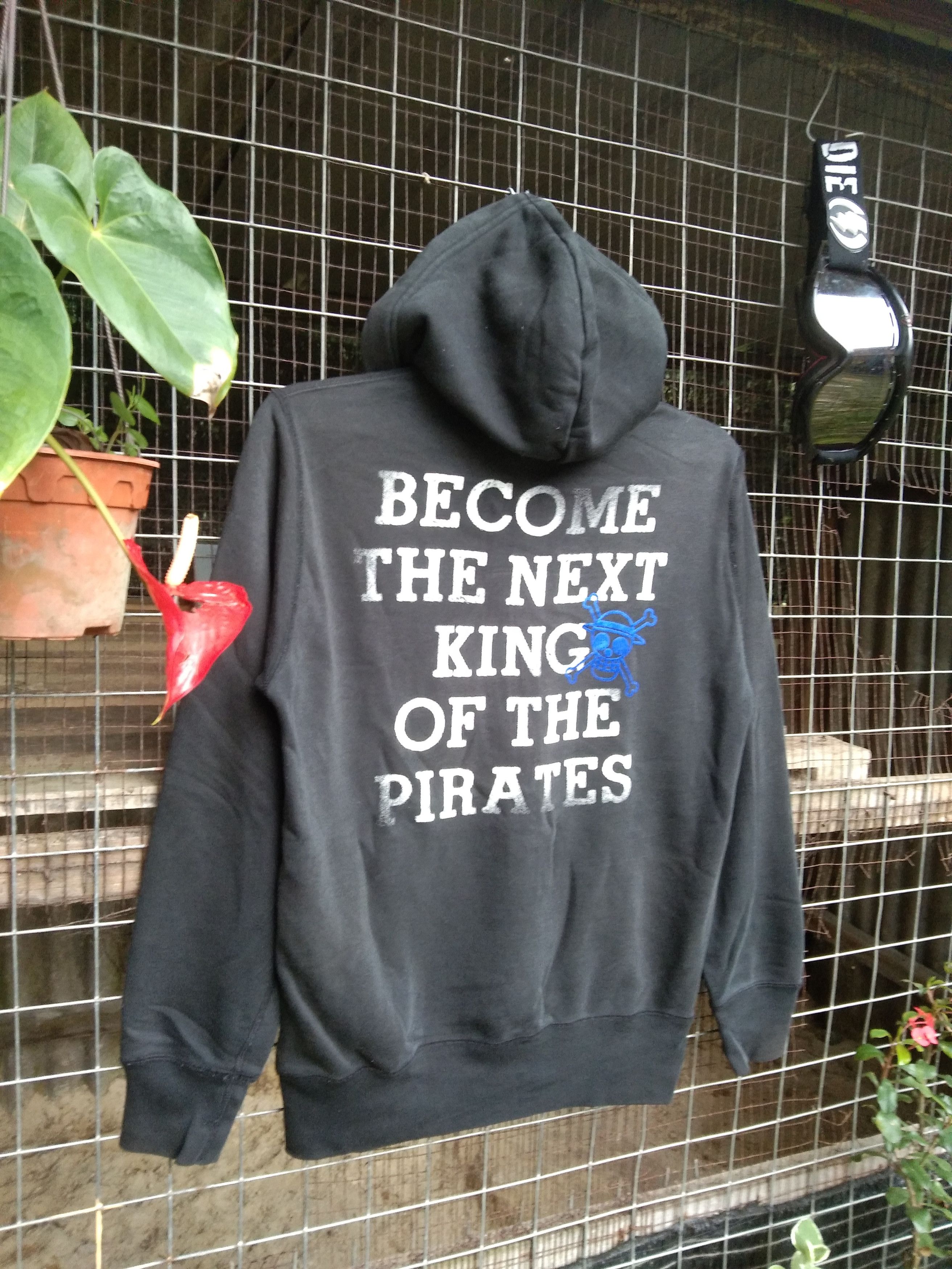 One Piece × Uniqlo × Vintage ANIME JAPAN ONE PIECE HOODIE JACKET Size US S / EU 44-46 / 1 - 1 Thumbnail