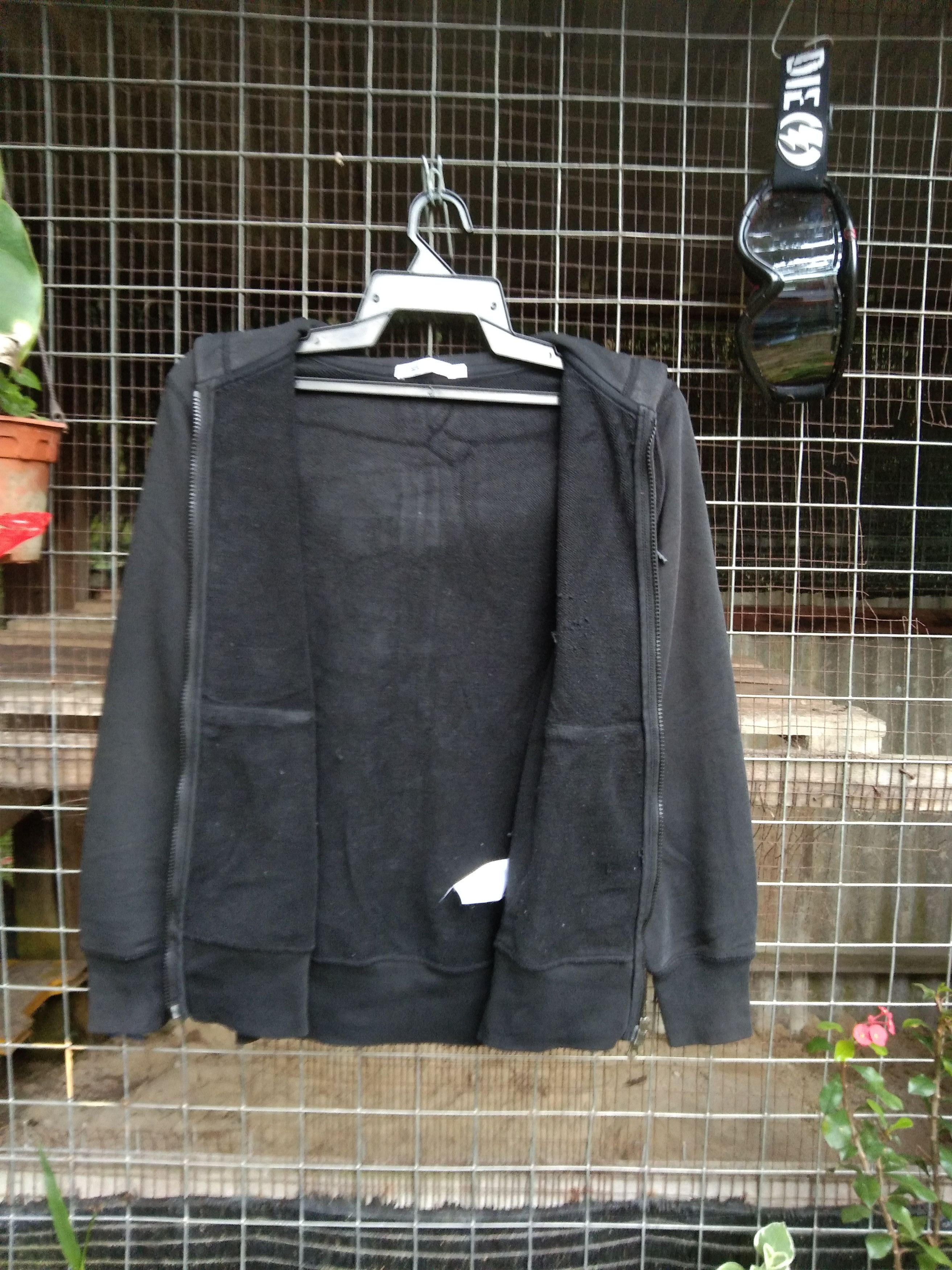 One Piece × Uniqlo × Vintage ANIME JAPAN ONE PIECE HOODIE JACKET Size US S / EU 44-46 / 1 - 8 Thumbnail