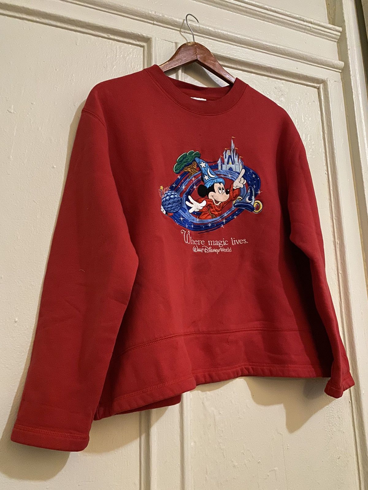 Disney Vintage Embroidered Mickey Mouse Disney Crewneck Fits M Size US XL / EU 56 / 4 - 1 Thumbnail