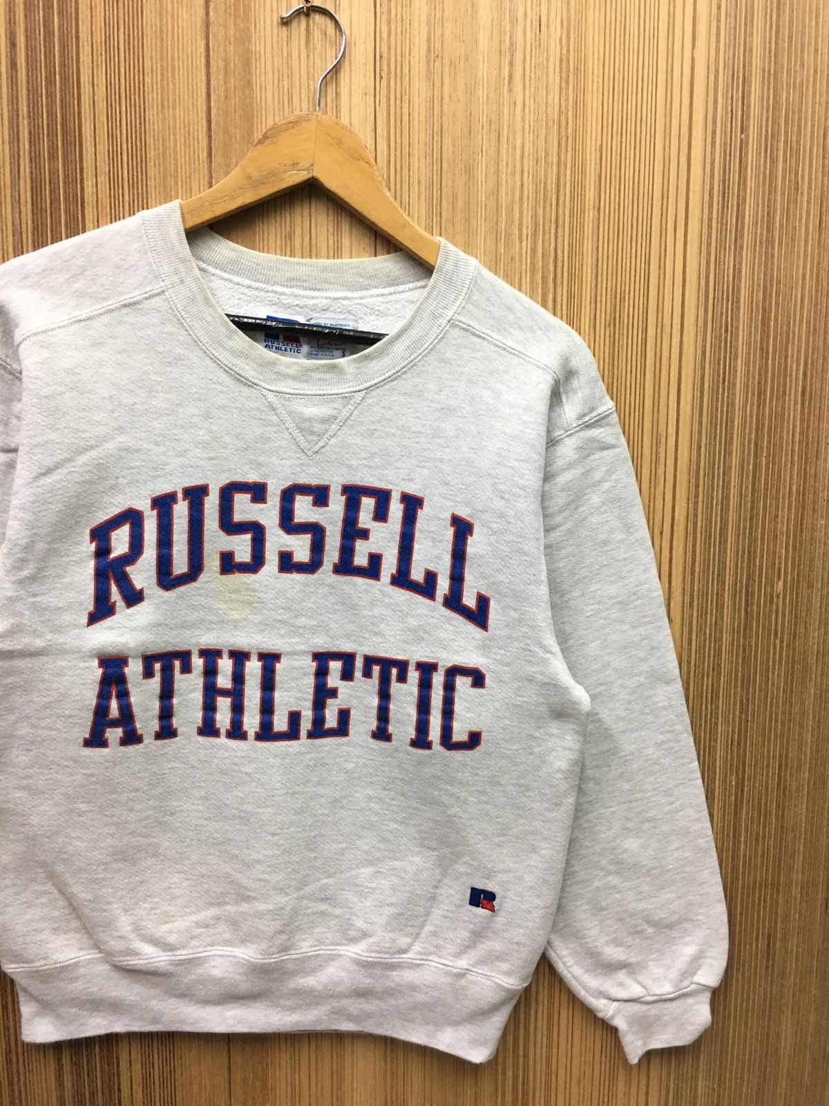Russell Athletic × Vintage Vintage Russell Athletic Big Logo Sweatshirt Size US S / EU 44-46 / 1 - 4 Thumbnail