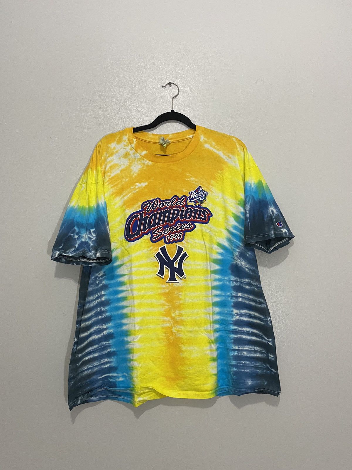 Champion Vintage 1998 World Series New York Yankees Tie Dye T-Shirt Size US XXL / EU 58 / 5 - 1 Thumbnail