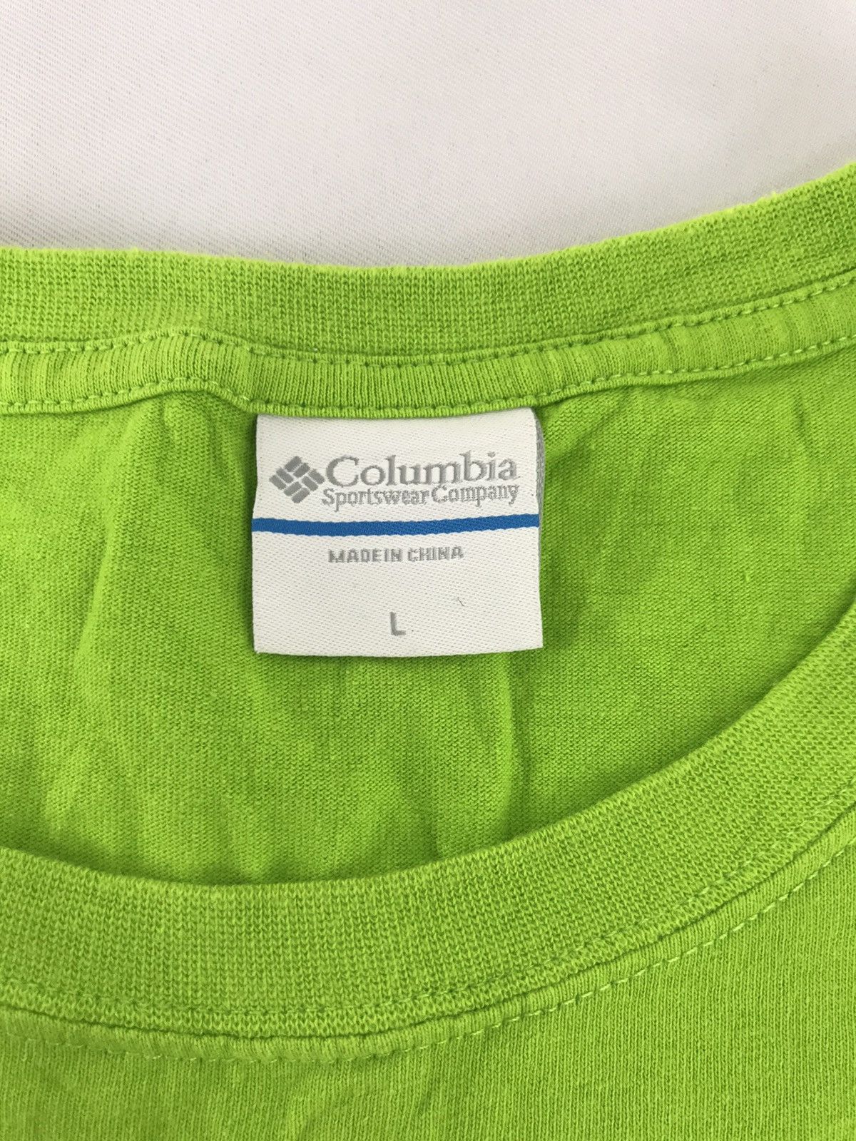 Columbia × Vintage Vintage 90s Columbia Nature With Love Spell Out Tee Size US M / EU 48-50 / 2 - 4 Thumbnail