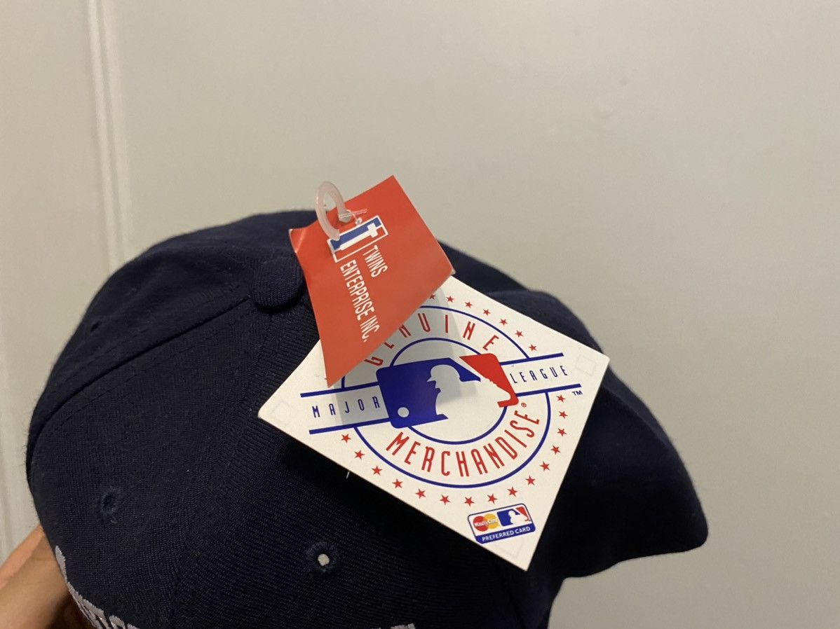 New York Yankees Vintage 2000 Yankees Oakland A’s Division Series SnapBack Size ONE SIZE - 2 Thumbnail