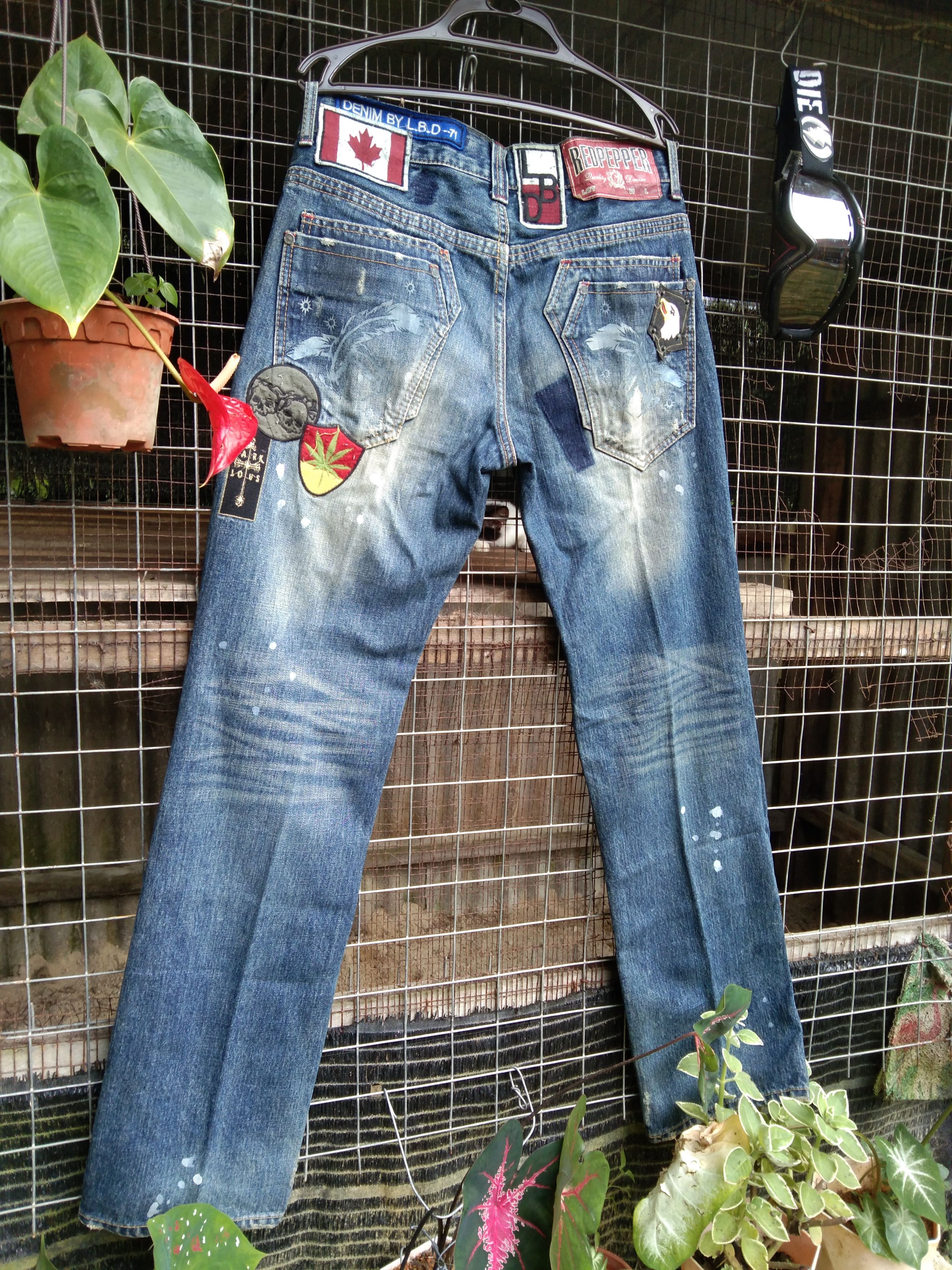 Japanese Brand RARE RED PEPPER DISTRESS DENIM Size US 32 / EU 48 - 6 Thumbnail