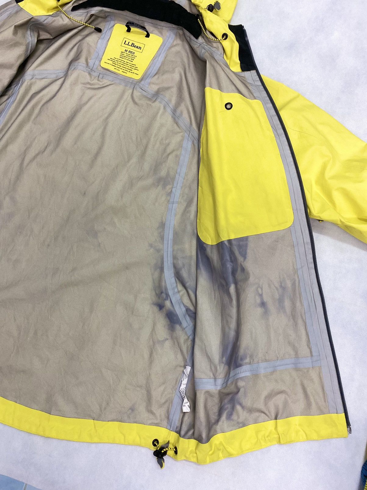 L.L. Bean L.L. Bean Mountain Nylon Jacket Waterproof Size US M / EU 48-50 / 2 - 14 Thumbnail