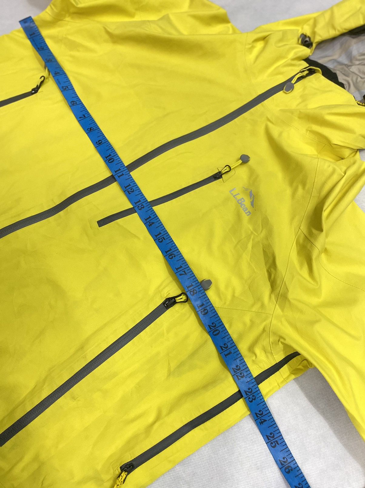 L.L. Bean L.L. Bean Mountain Nylon Jacket Waterproof Size US M / EU 48-50 / 2 - 20 Thumbnail