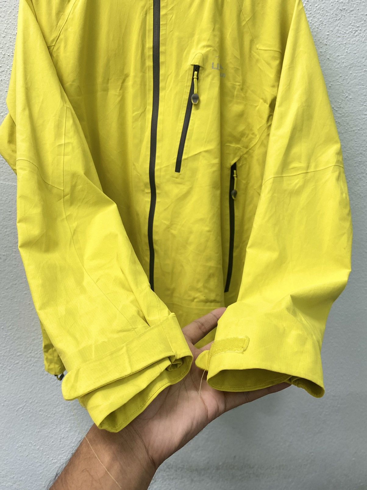L.L. Bean L.L. Bean Mountain Nylon Jacket Waterproof Size US M / EU 48-50 / 2 - 11 Thumbnail
