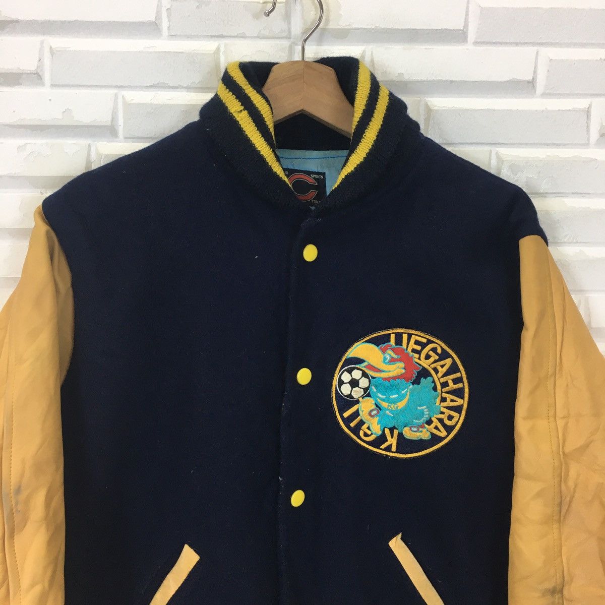 Japanese Brand Japanese UEGAHARA Sleeve Leather Varsity Size US M / EU 48-50 / 2 - 4 Thumbnail