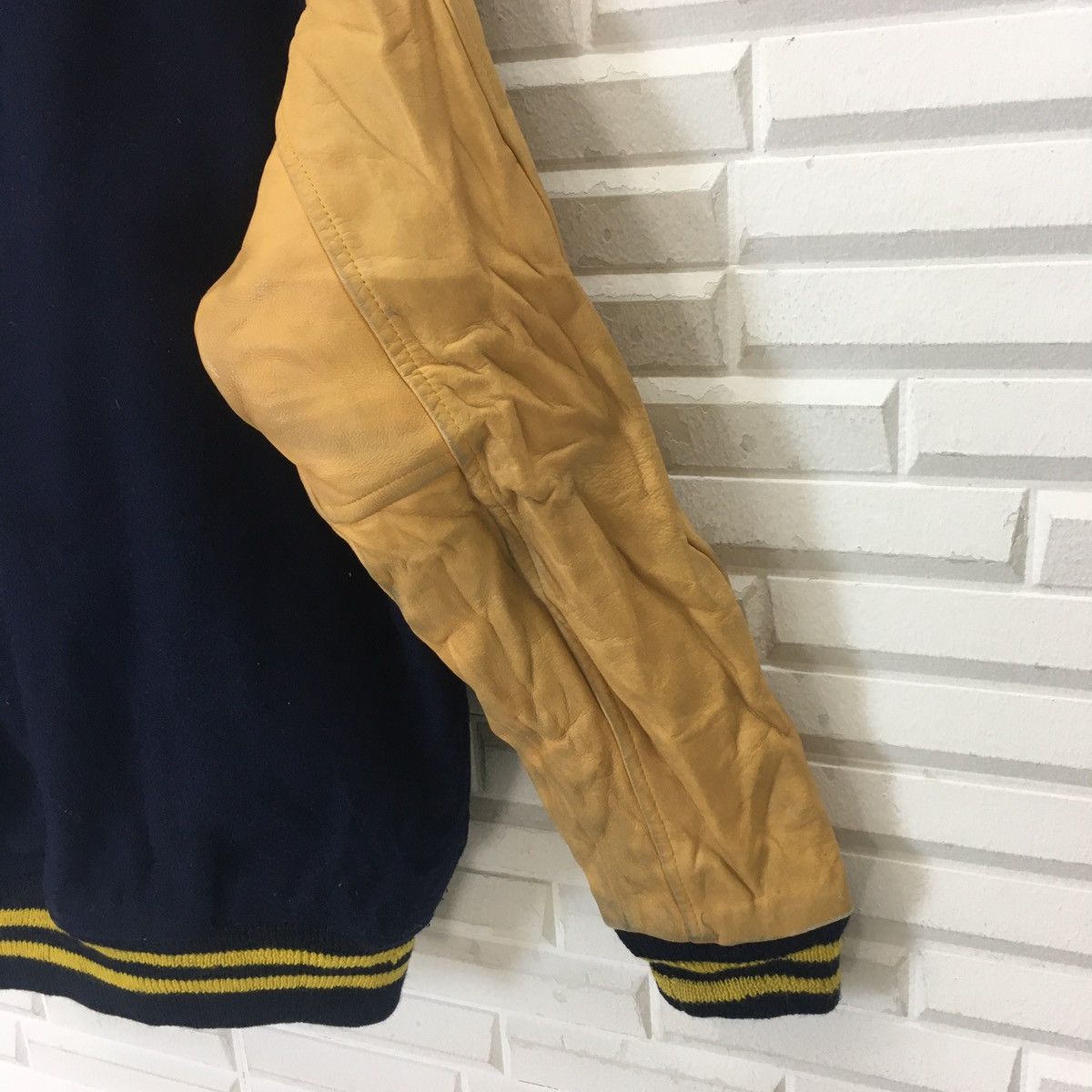 Japanese Brand Japanese UEGAHARA Sleeve Leather Varsity Size US M / EU 48-50 / 2 - 9 Thumbnail