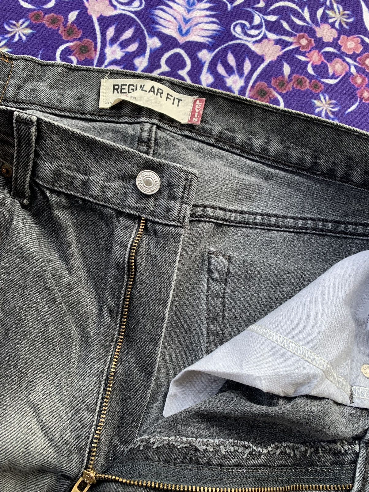 If Six Was Nine Vintage Levis 505 Faded Wash Denim Size US 34 / EU 50 - 6 Thumbnail