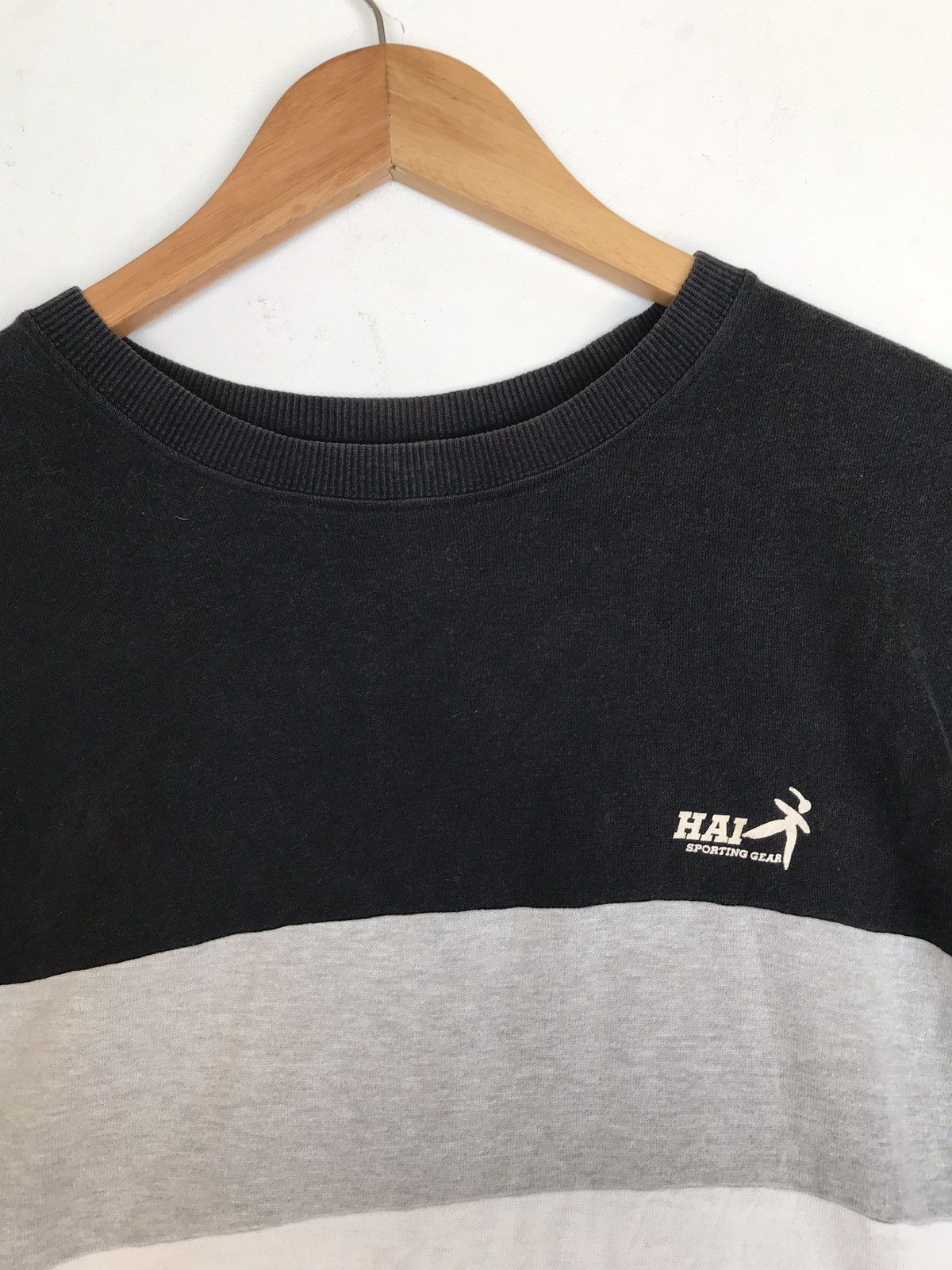 Hai Sporting Gear Vintage Hai Sporting Gear Issey Miyake Tshirt Size US M / EU 48-50 / 2 - 1 Thumbnail