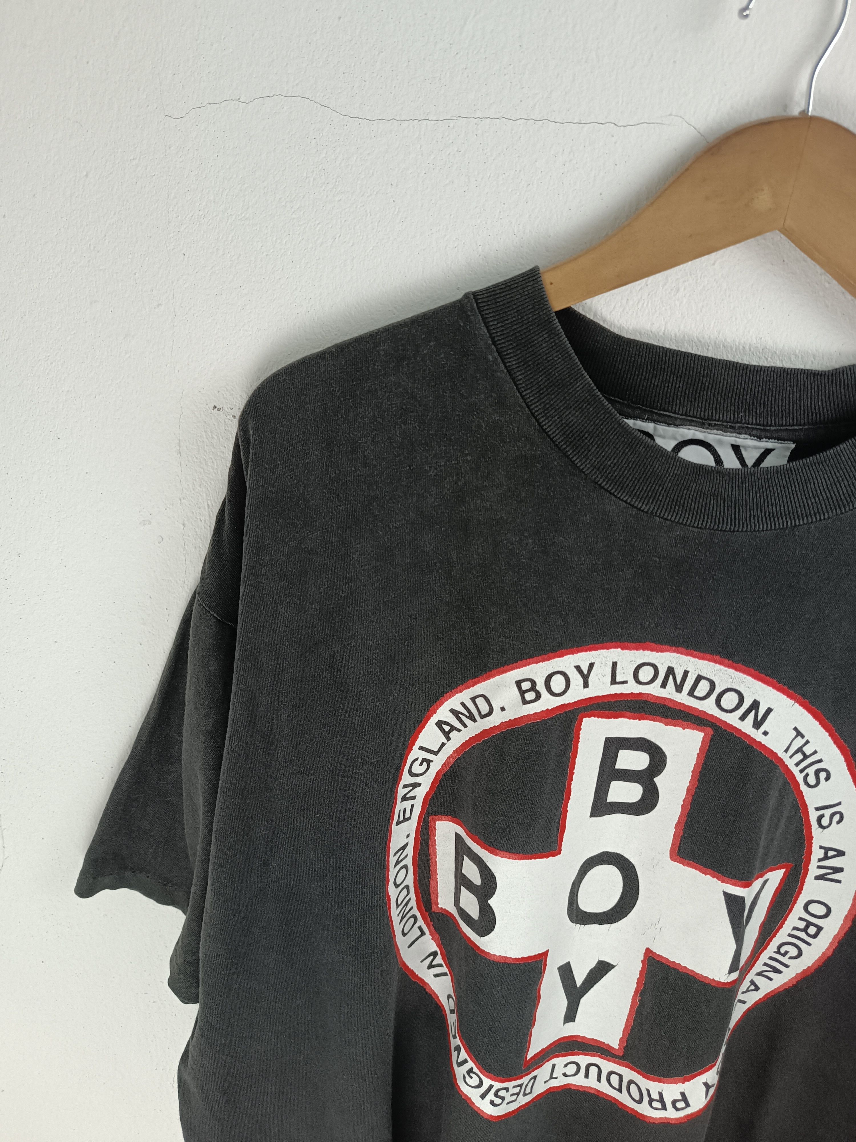 Boy London 🔥RARE🔥VINTAGE 90'S BOY LONDON DISTRESSED TEE Size US XL / EU 56 / 4 - 7 Thumbnail