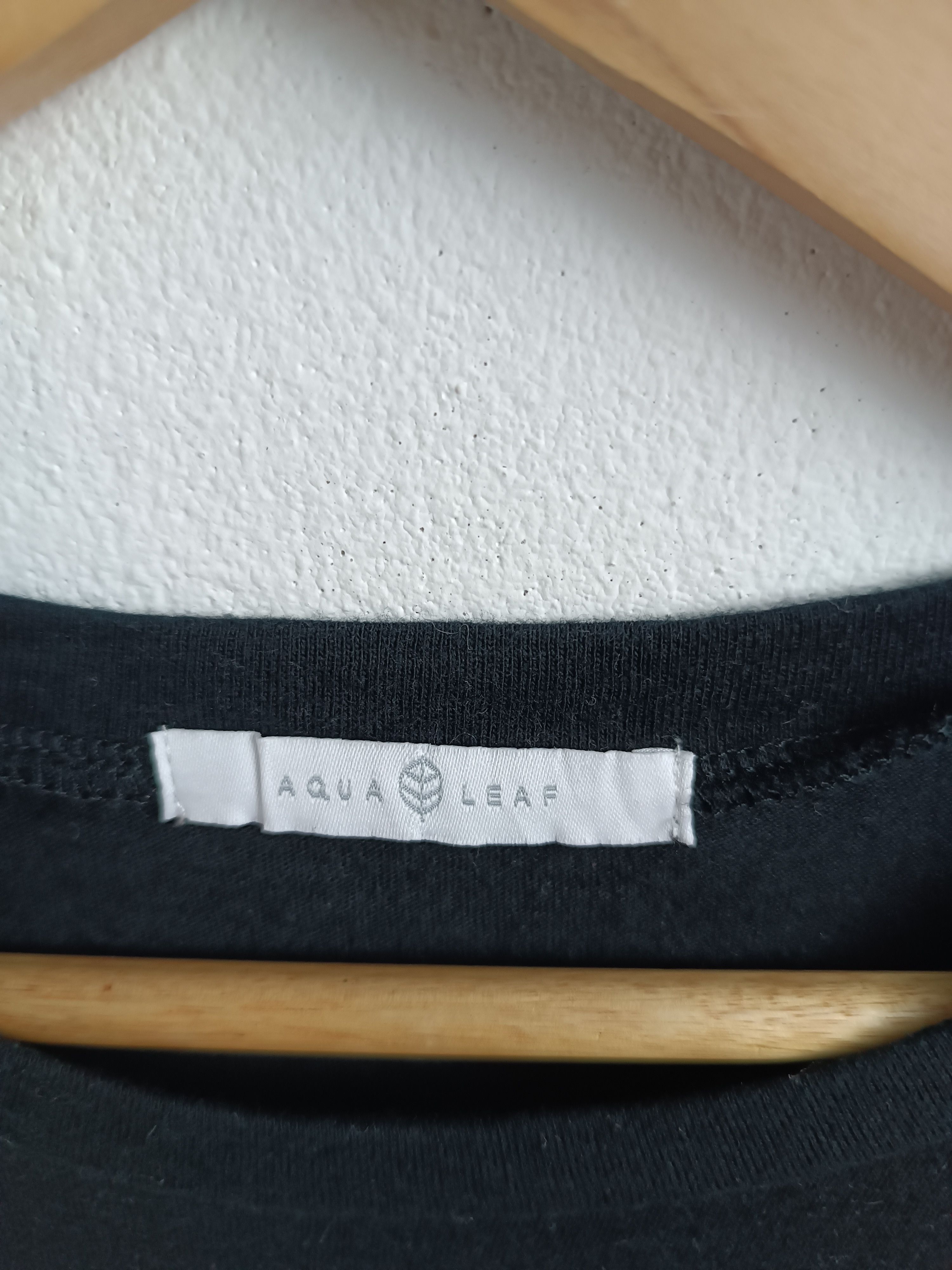 Japanese Brand AVECTOI AQUA LEAF EMBROIDERY TEE Size S / US 4 / IT 40 - 11 Thumbnail