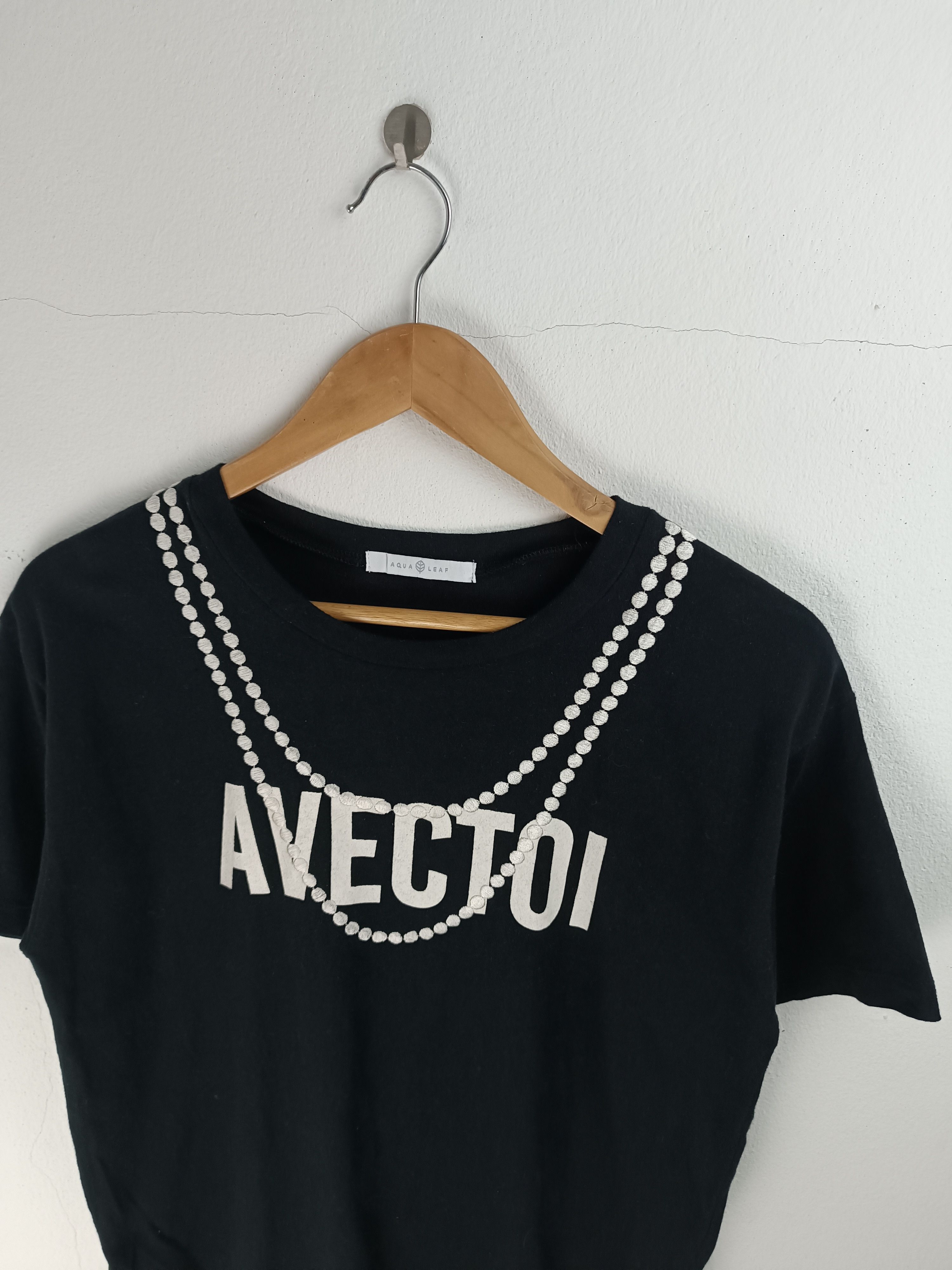 Japanese Brand AVECTOI AQUA LEAF EMBROIDERY TEE Size S / US 4 / IT 40 - 6 Thumbnail