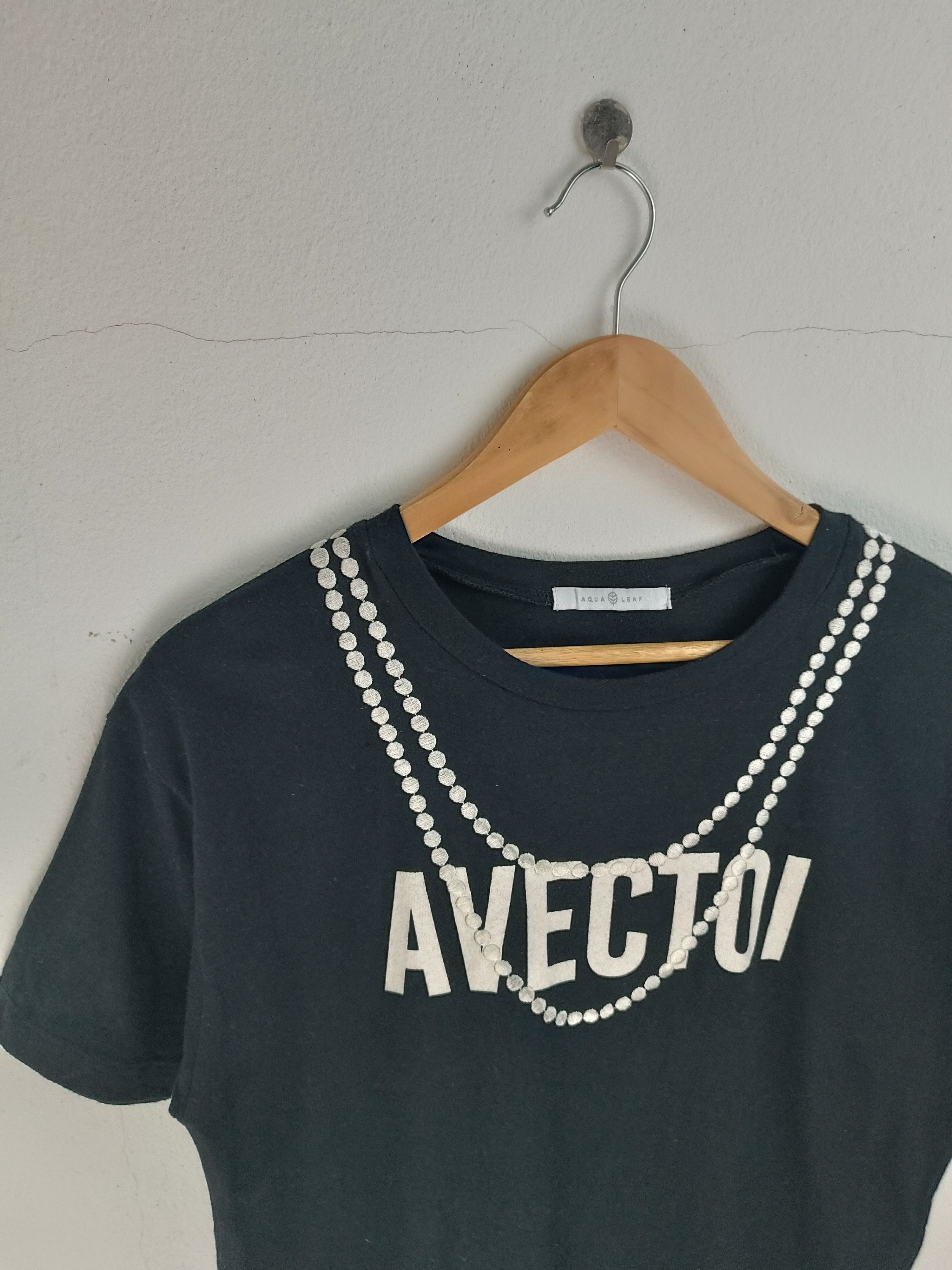 Japanese Brand AVECTOI AQUA LEAF EMBROIDERY TEE Size S / US 4 / IT 40 - 5 Thumbnail