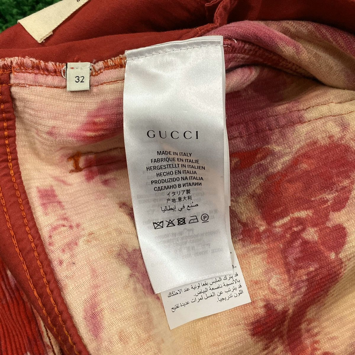 Gucci Gucci Bleached Tie-dye Corduroy Velvet Pants Size US 32 / EU 48 - 12 Thumbnail