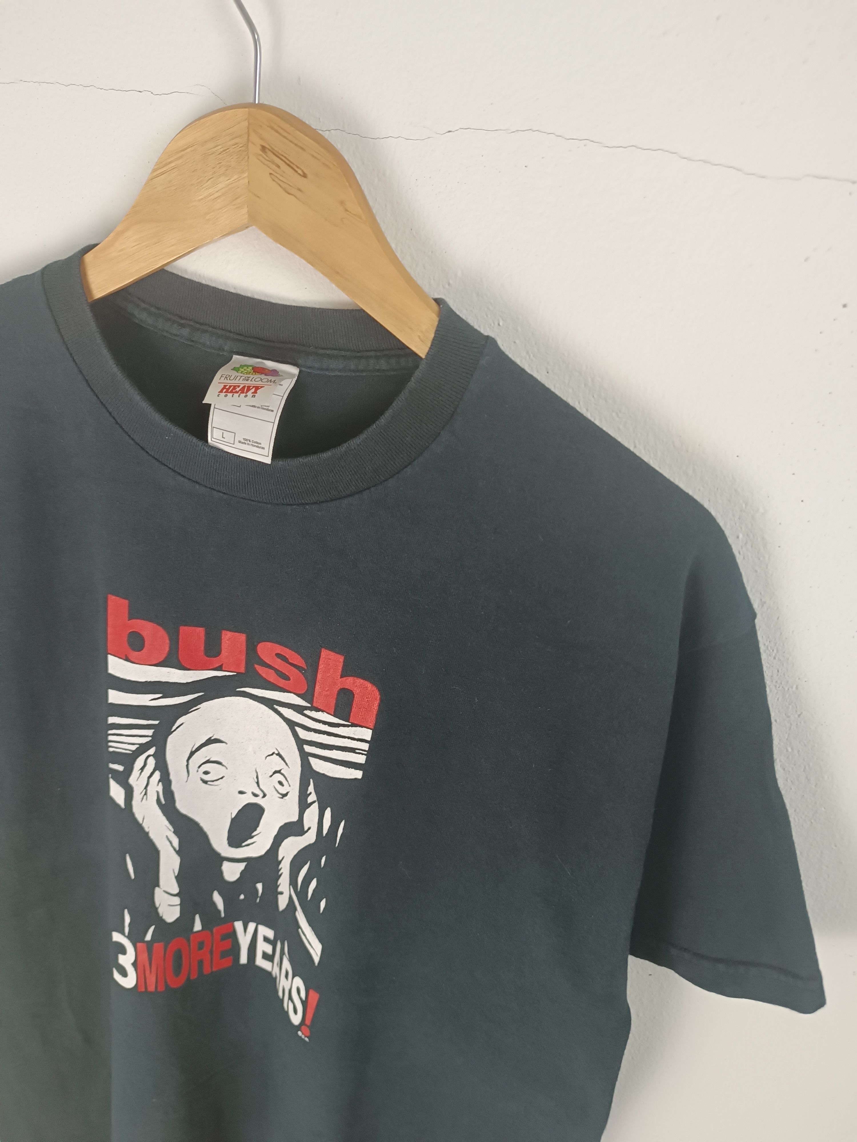 Vintage VINTAGE '04 BUSH "3 MORE YEARS" (the scream - edvard munch) Size US L / EU 52-54 / 3 - 6 Thumbnail