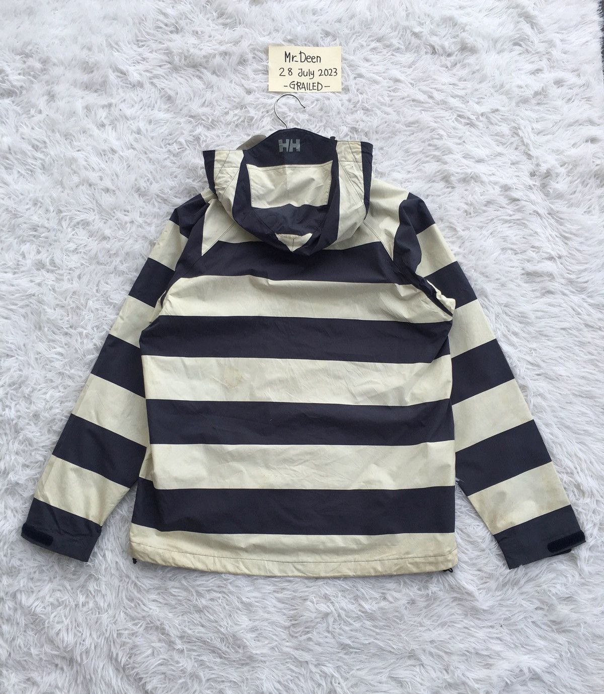 Helly Hansen Rare Helly Hansen Stripes Nylon Windbreaker Size US M / EU 48-50 / 2 - 15 Thumbnail