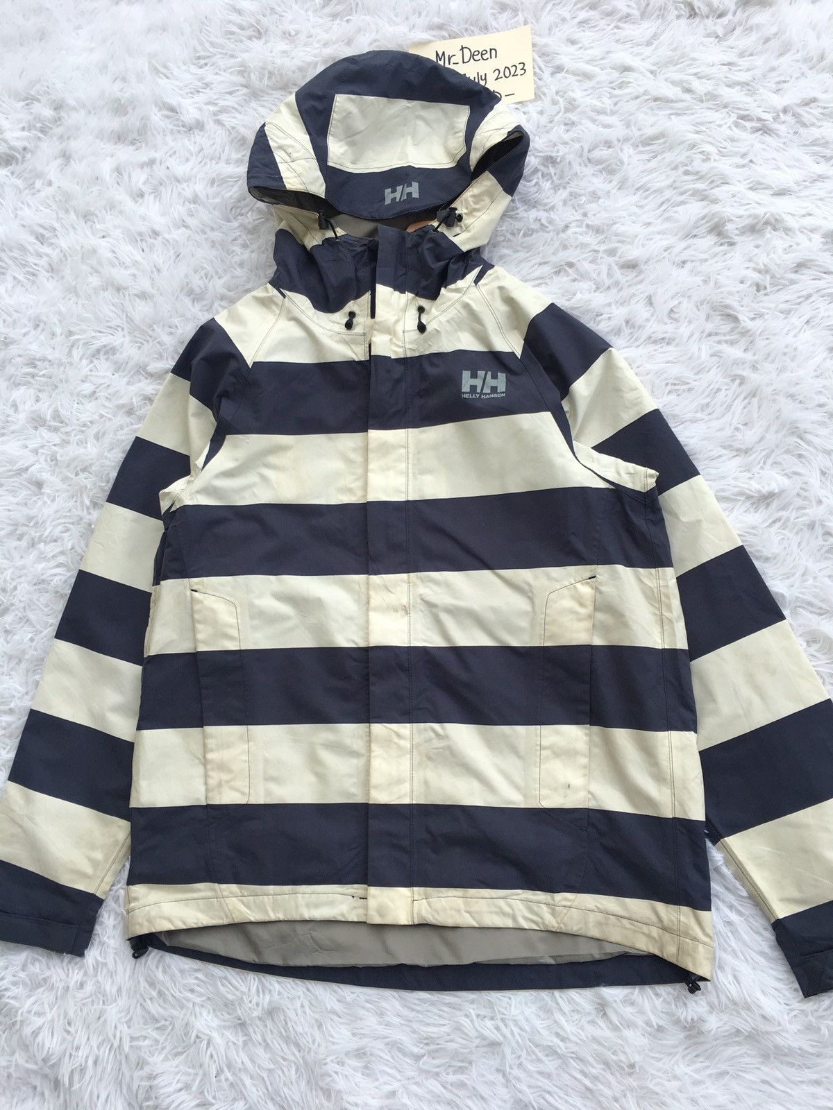 Helly Hansen Rare Helly Hansen Stripes Nylon Windbreaker Size US M / EU 48-50 / 2 - 4 Thumbnail