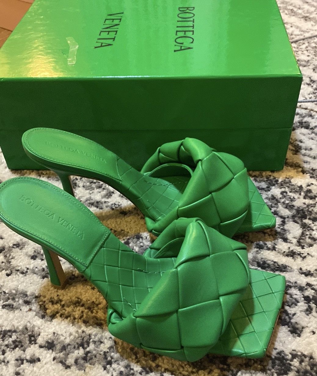 Bottega Veneta Lido Slide Sandal size 38