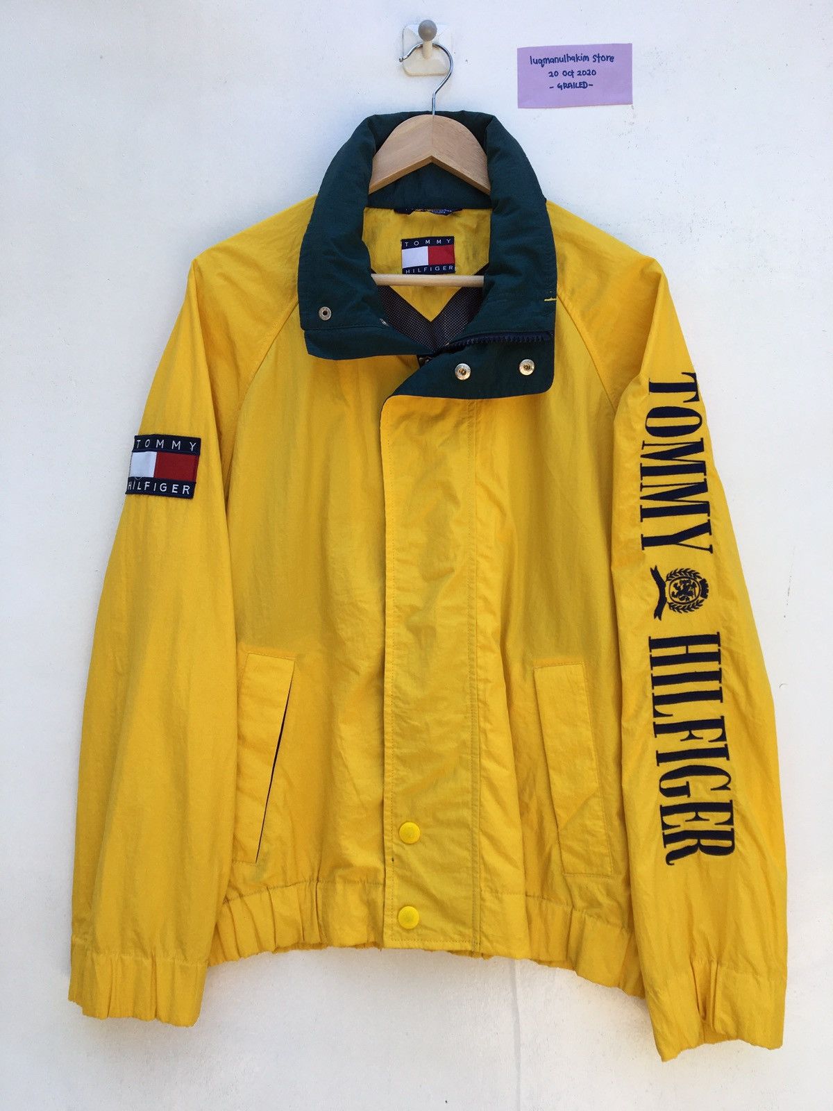 image of Tommy Hilfiger Spellout Windbreaker Jacket in Yellow, Men's (Size Medium)