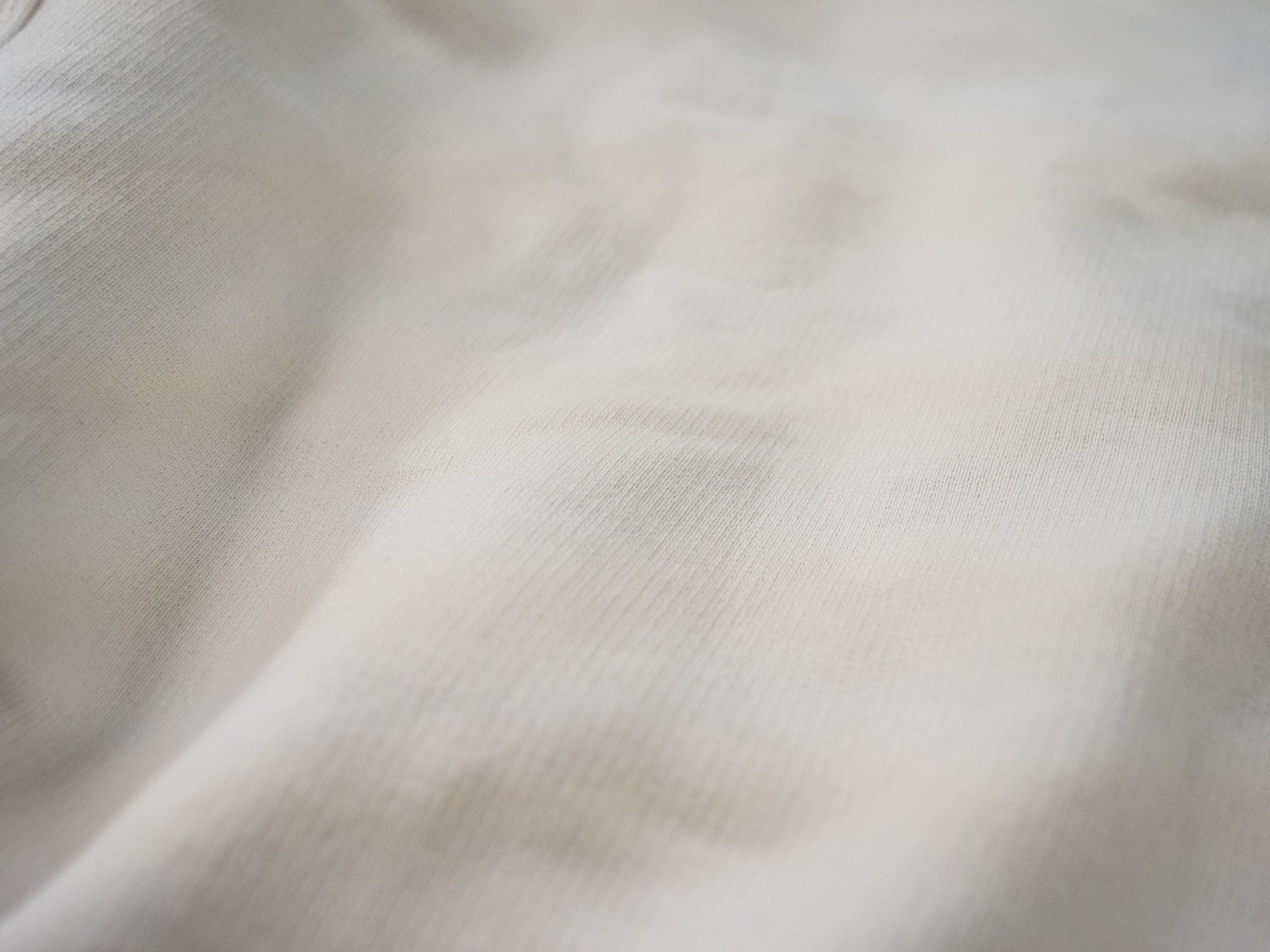 Yeezy YEEZY SEASON 4 CREWNECK MILK (S) Size US S / EU 44-46 / 1 - 9 Thumbnail