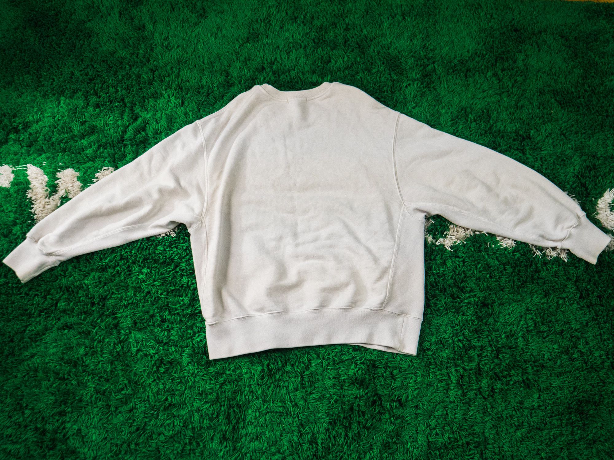 Yeezy YEEZY SEASON 4 CREWNECK MILK (S) Size US S / EU 44-46 / 1 - 3 Thumbnail