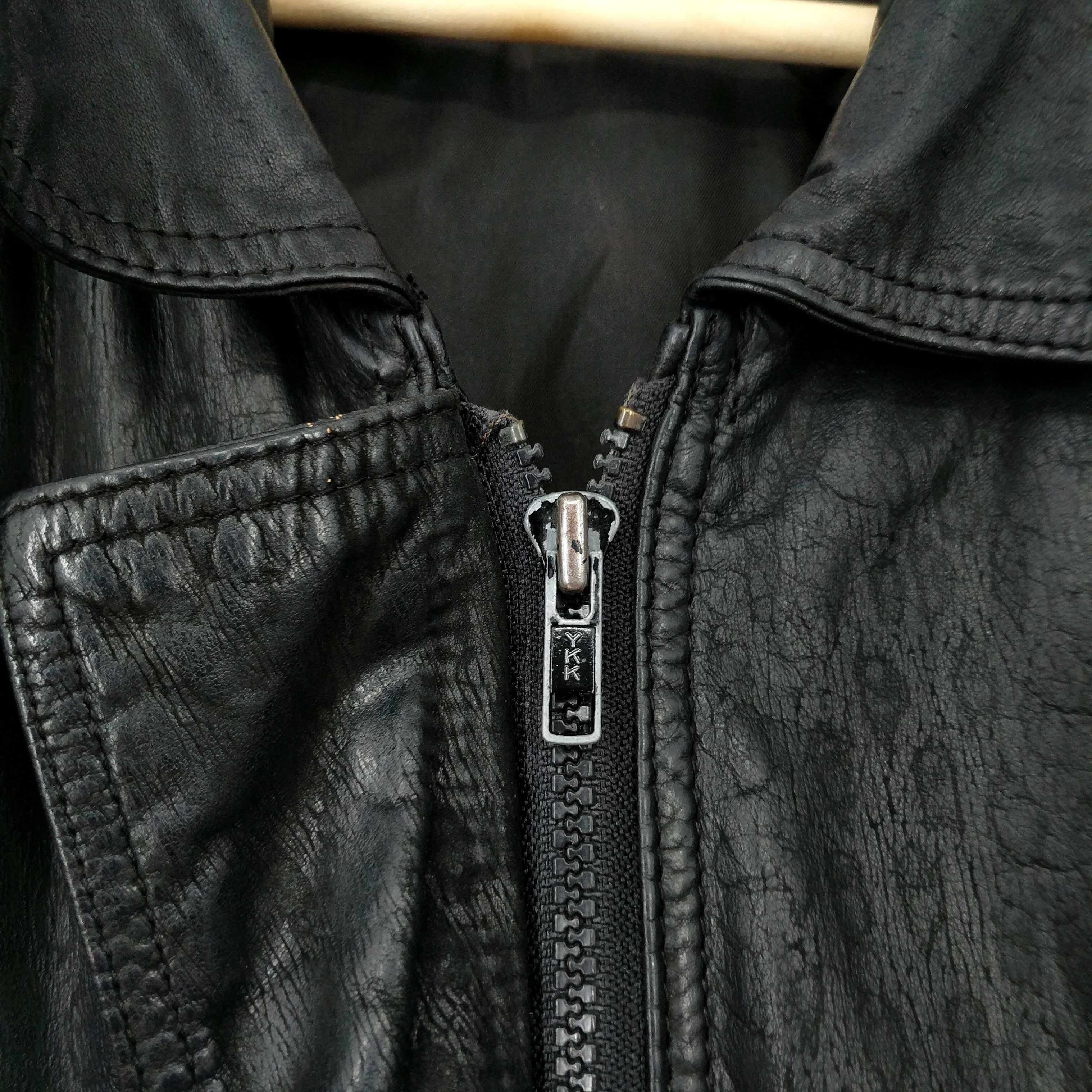 G-III × Vintage Vintage G-III Leather Distressed Motorcycle Bomber Jacket Size US M / EU 48-50 / 2 - 8 Thumbnail