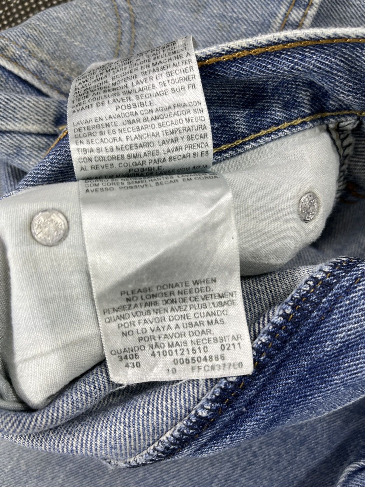 Levi's Vintage Levis 550 Light Wash Jeans - J463 Size US 38 / EU 54 - 9 Thumbnail