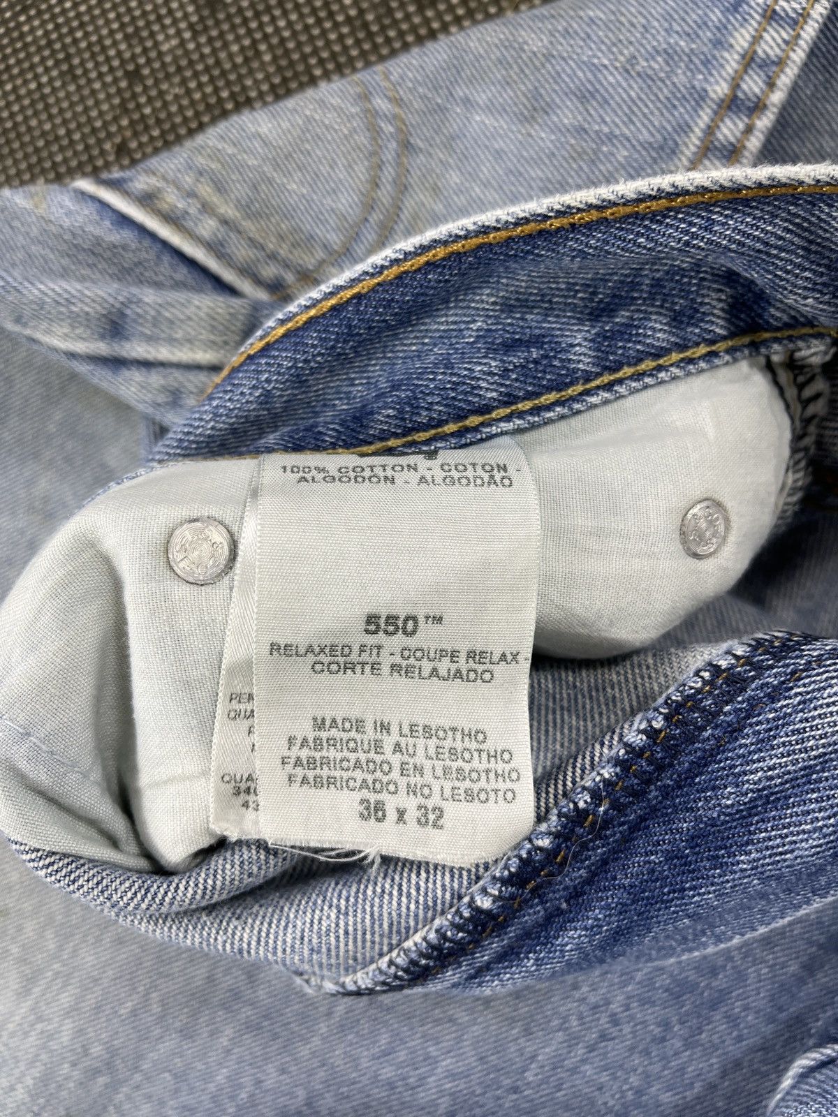 Levi's Vintage Levis 550 Light Wash Jeans - J463 Size US 38 / EU 54 - 8 Thumbnail