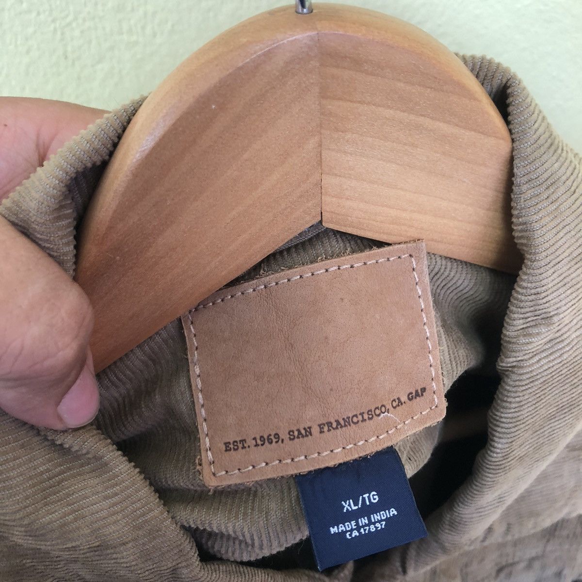Japanese Brand Light Jacket Full Button Gap Corduroy Size US XL / EU 56 / 4 - 9 Thumbnail