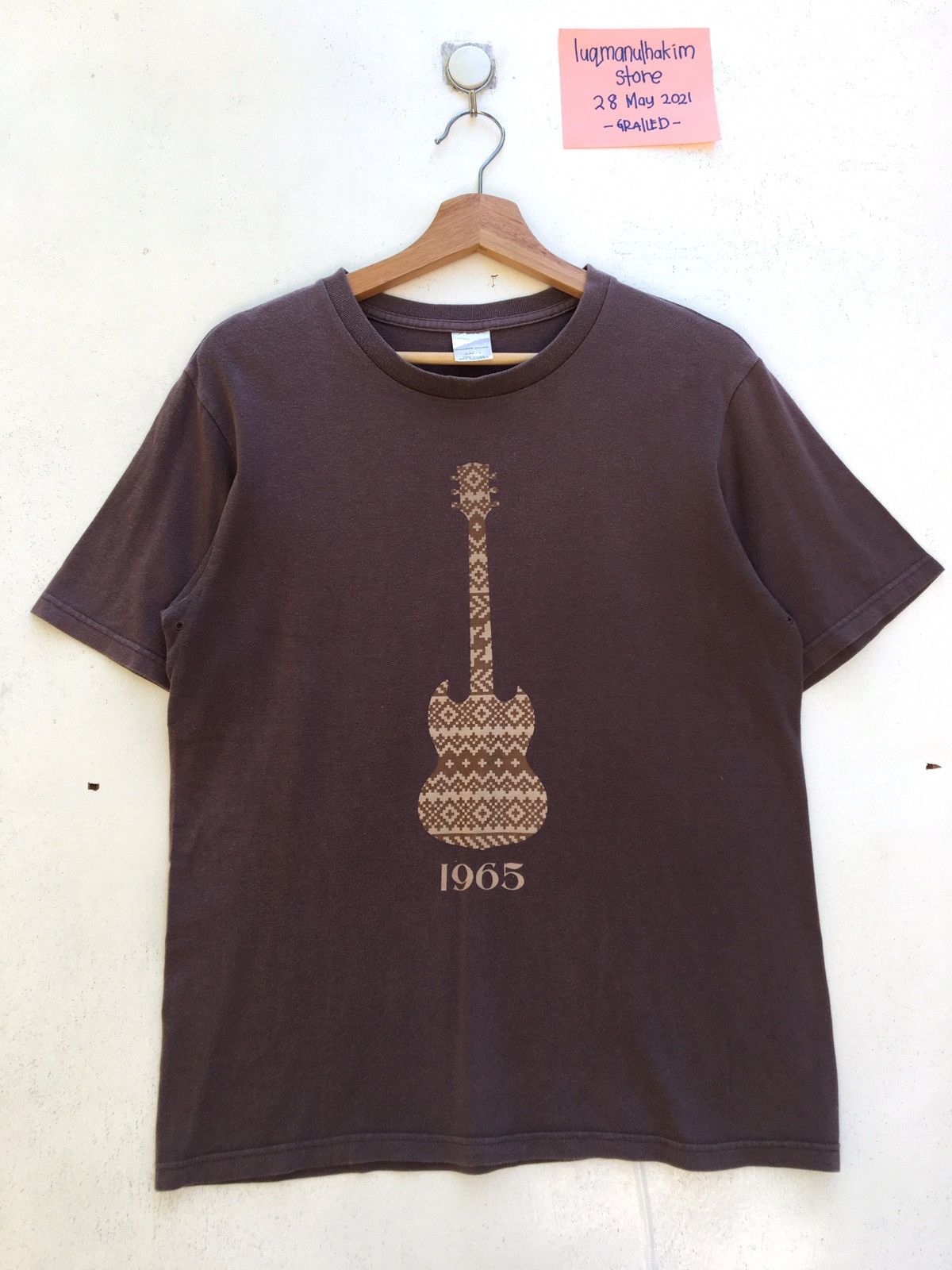 Number (N)ine Number (N)ine Nowhere Man Guitar Tshirt Size US M / EU 48-50 / 2 - 1 Thumbnail