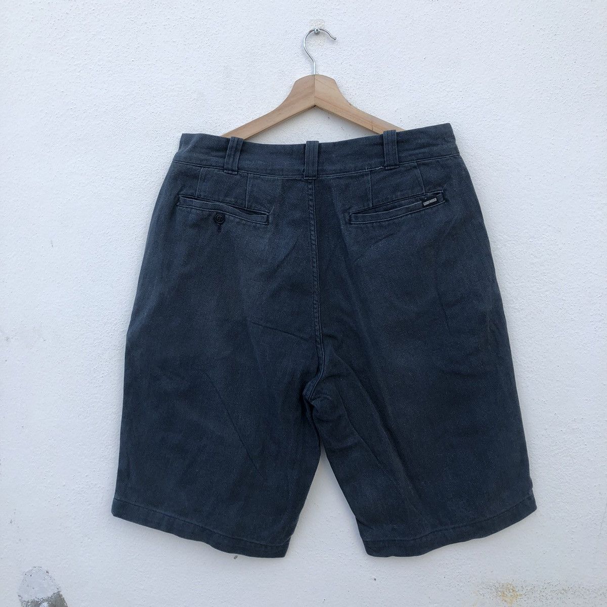 Good Enough VINTAGE GOOD ENOUGH SHORT PANTS Size US 31 - 7 Thumbnail