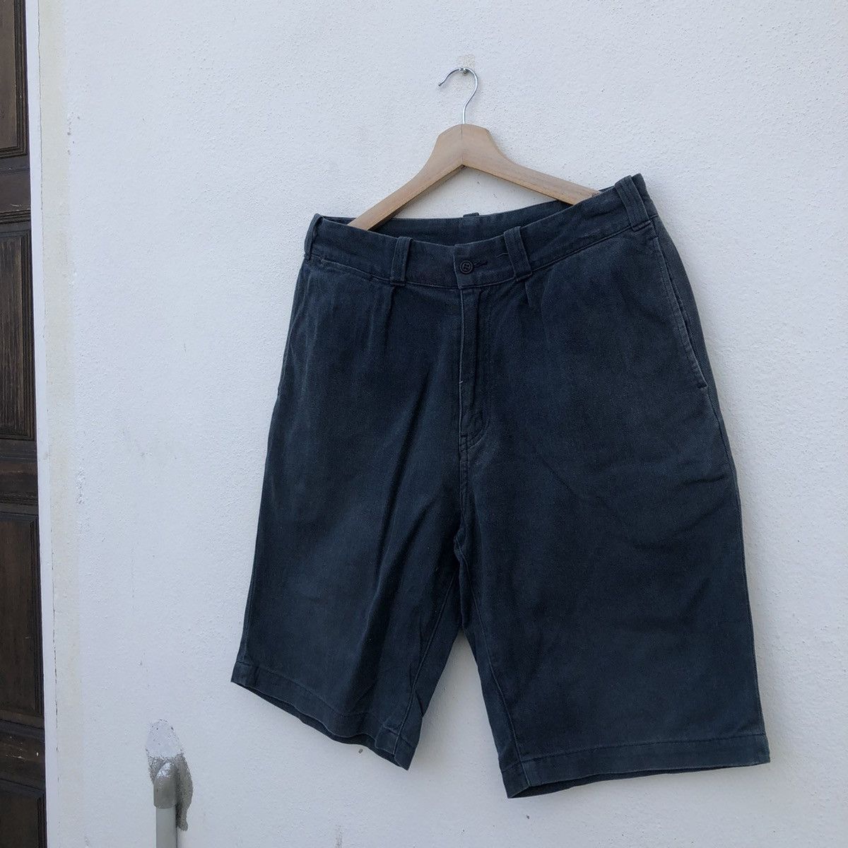 Good Enough VINTAGE GOOD ENOUGH SHORT PANTS Size US 31 - 2 Thumbnail