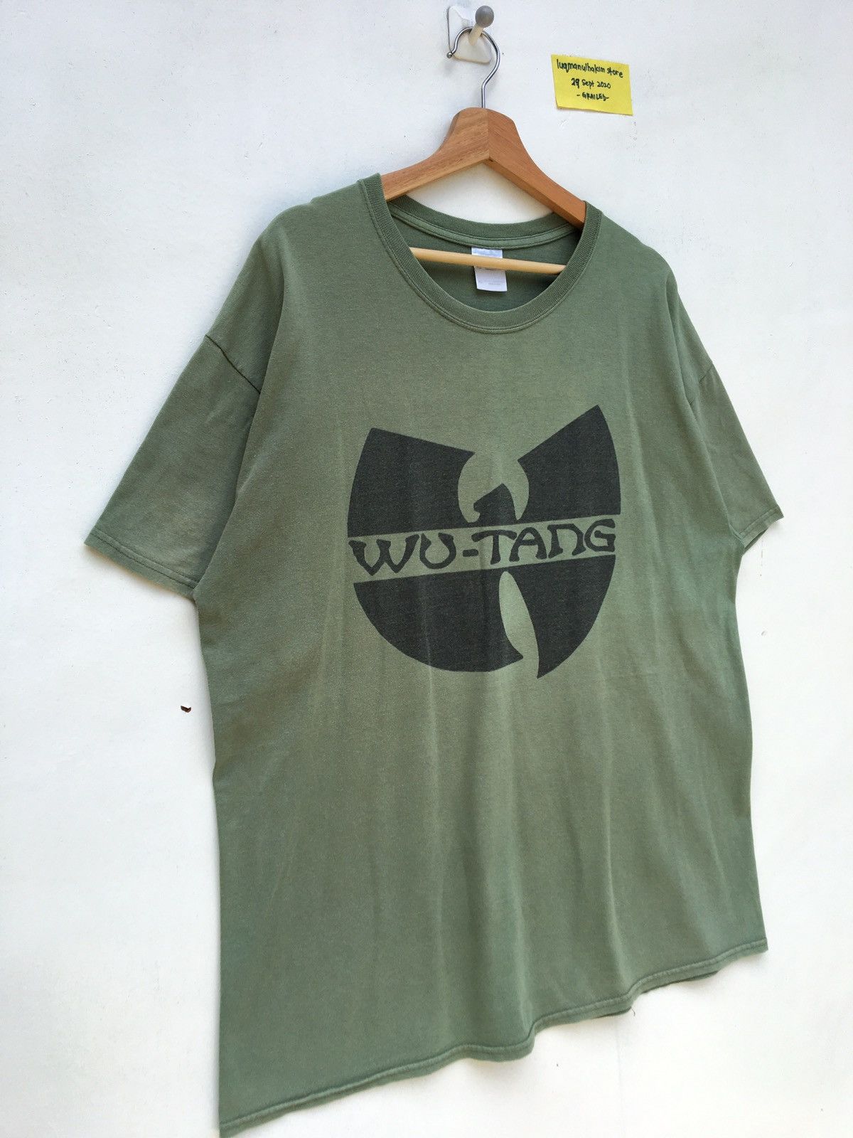 Rap Tees Vintage Wu Tang Clan Logo Tshirt Size US XL / EU 56 / 4 - 3 Thumbnail