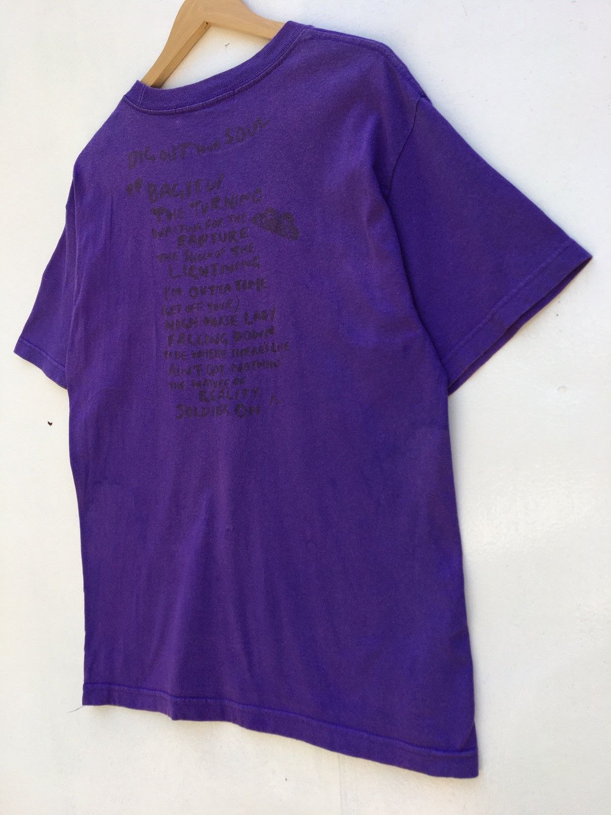 Band Tees Vintage Oasis Band Tee Dig Out Your Soul Tshirt Size US M / EU 48-50 / 2 - 11 Thumbnail