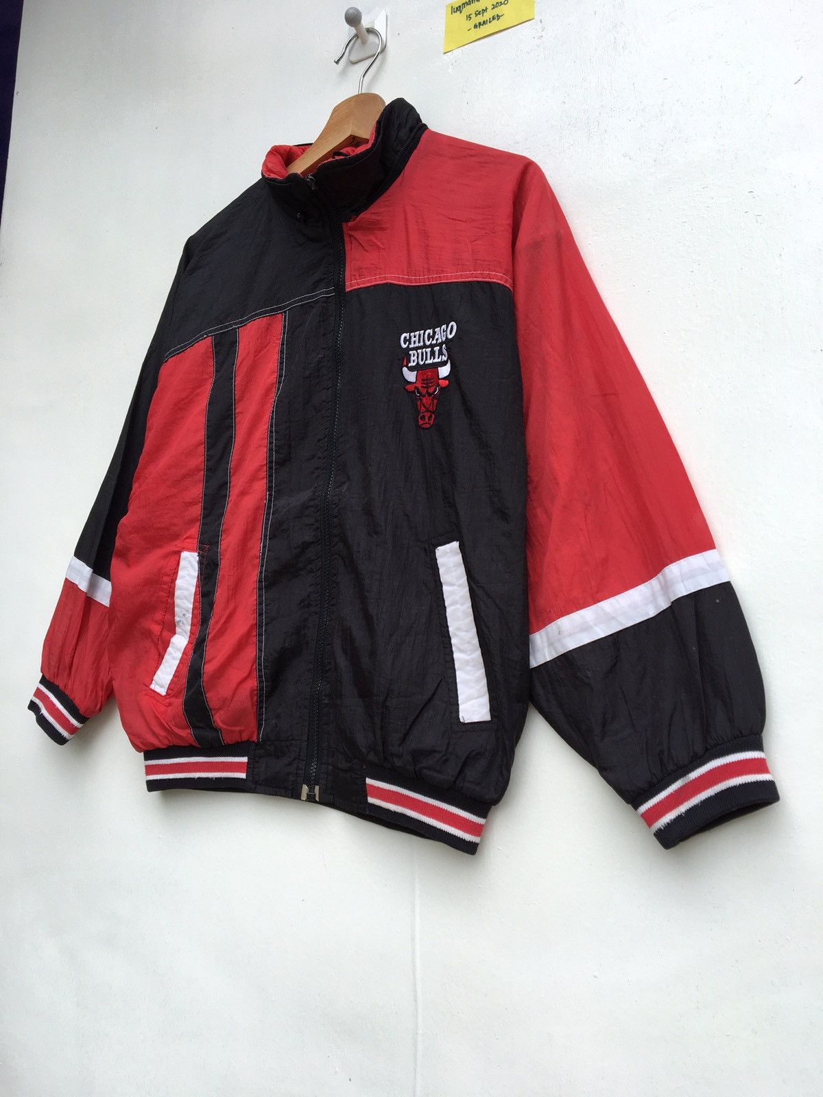NBA Vintage Chicago Bulls NBA Windbreaker Size US M / EU 48-50 / 2 - 7 Thumbnail