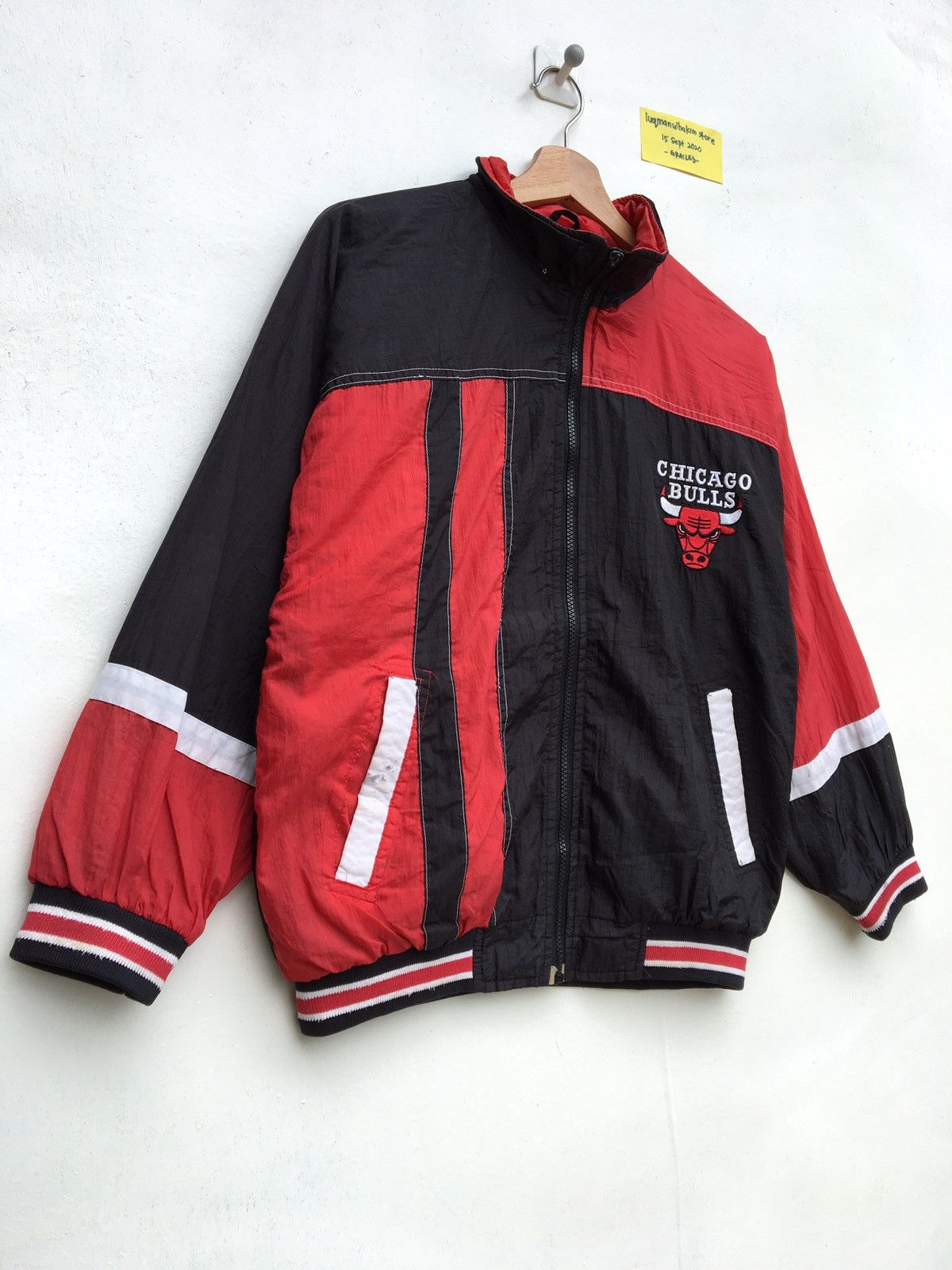 NBA Vintage Chicago Bulls NBA Windbreaker Size US M / EU 48-50 / 2 - 6 Thumbnail