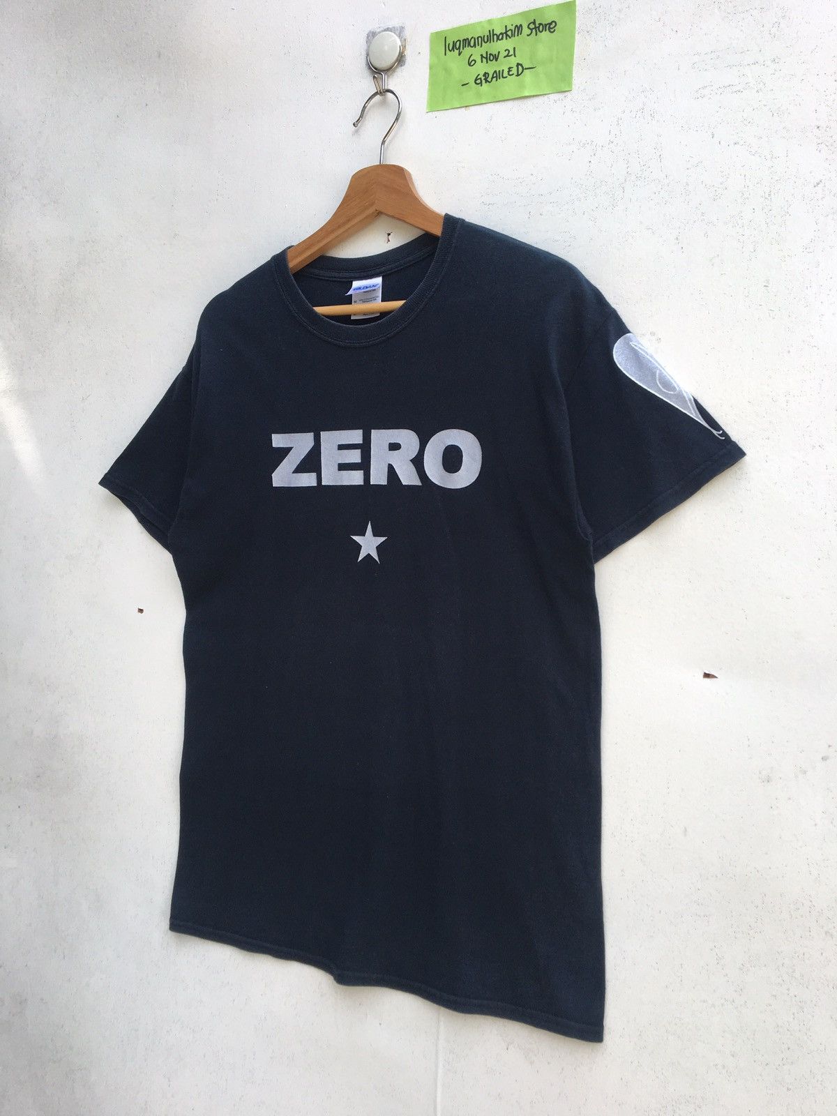 Band Tees Vintage 90s Smashing Pumpkins Zero Band Tee Size US S / EU 44-46 / 1 - 4 Thumbnail