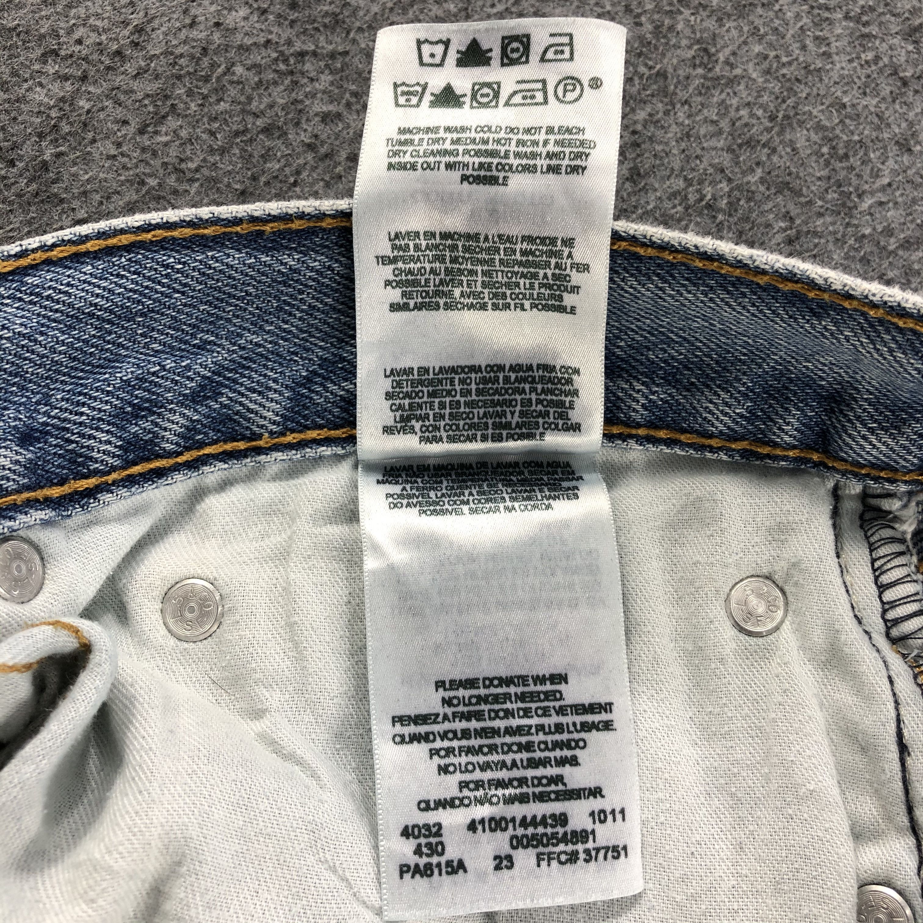Levi's Light Washed Levis 505 Vintage Jeans -J1086 Size US 38 / EU 54 - 11 Thumbnail