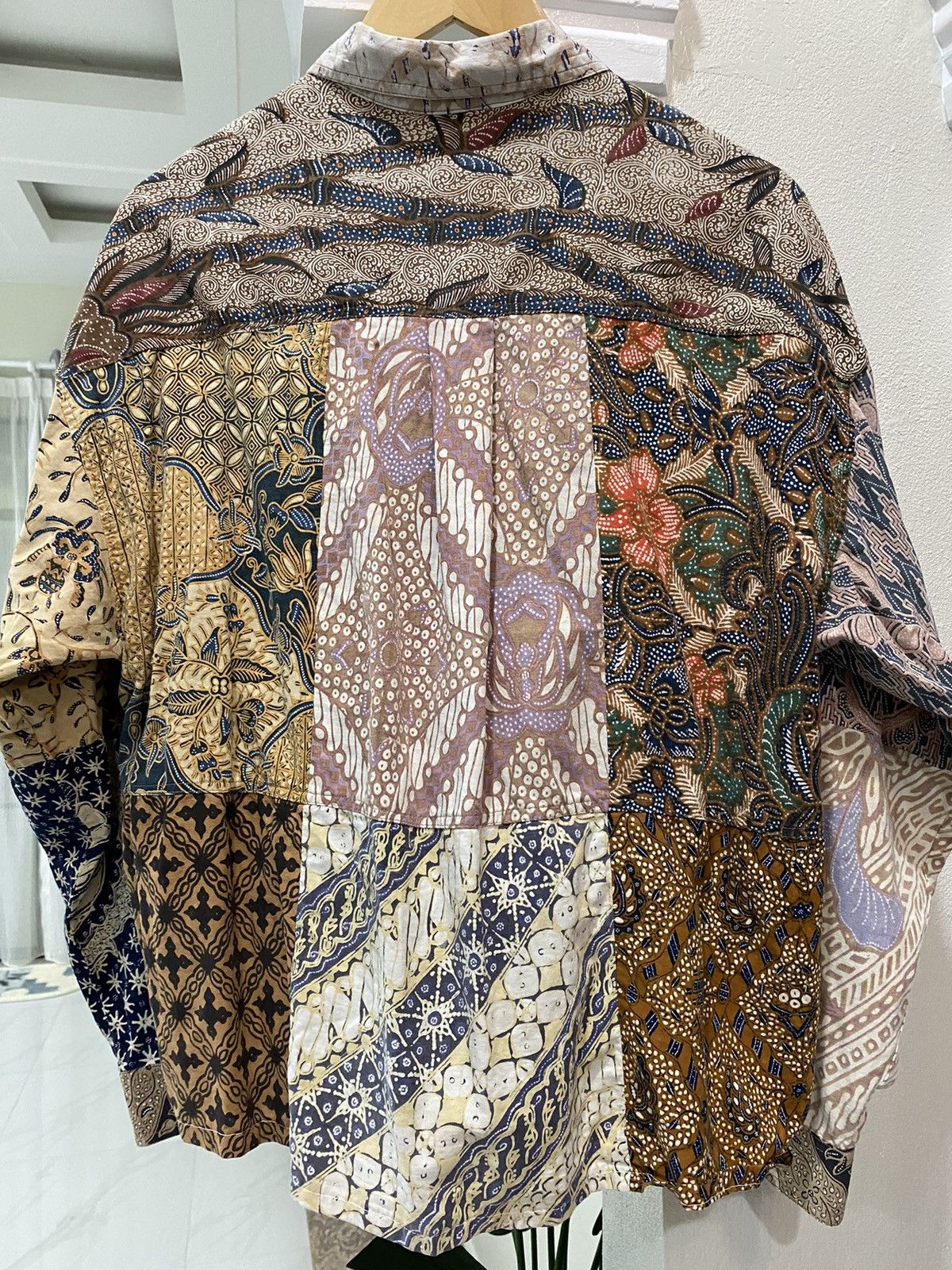 Vintage Vintage Amina Indonesian Fashion Size US M / EU 48-50 / 2 - 4 Thumbnail