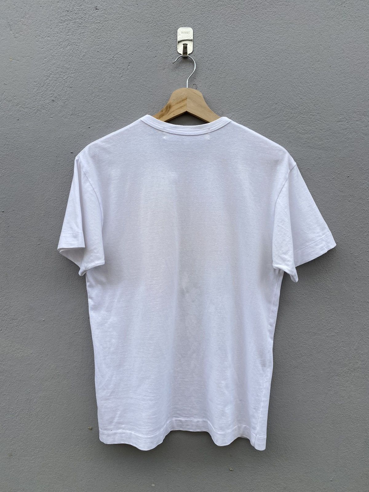 Comme des Garcons AD2016 comme des garçons play holiday emoji hearts tee Size US M / EU 48-50 / 2 - 9 Thumbnail