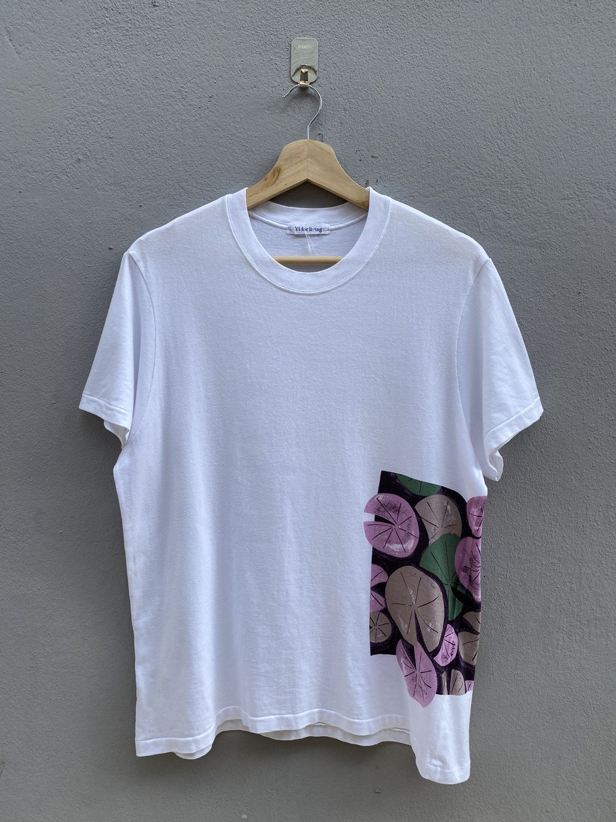 Yohji Yamamoto yohji yamamoto y’s for living floral graphic tee Size US M / EU 48-50 / 2 - 1 Thumbnail